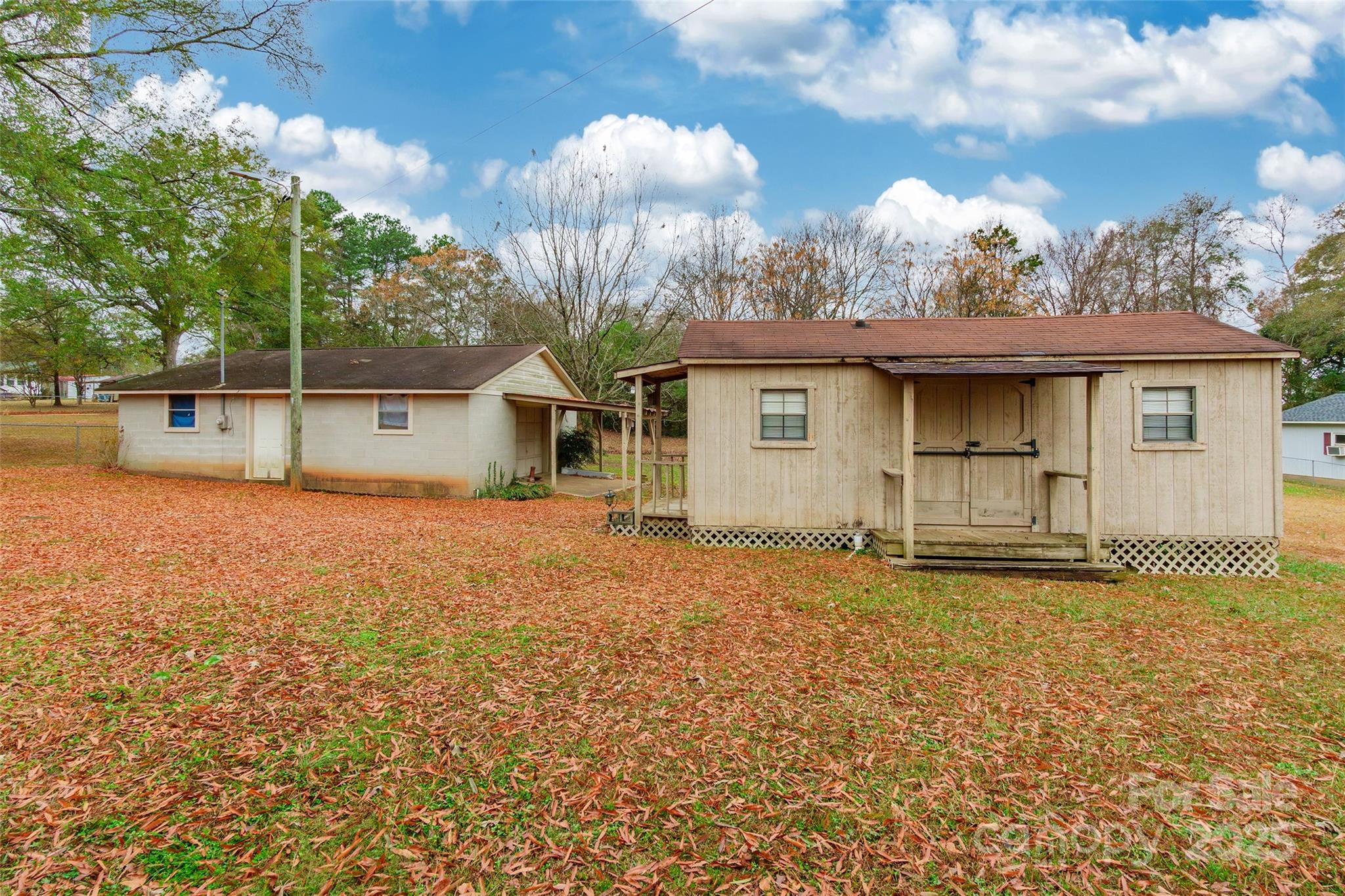 2100 JB Denton Road — Lancaster