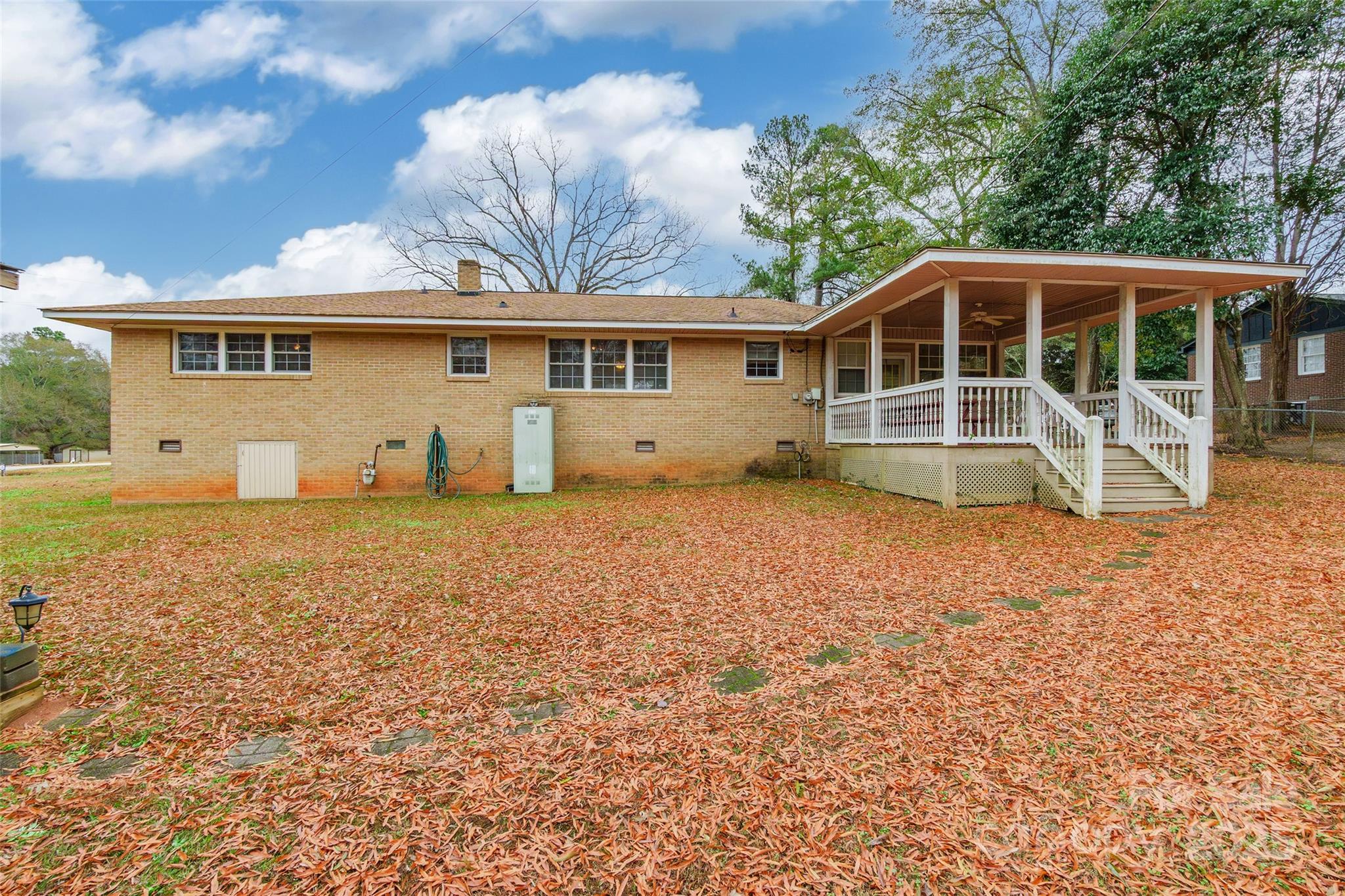 2100 JB Denton Road — Lancaster
