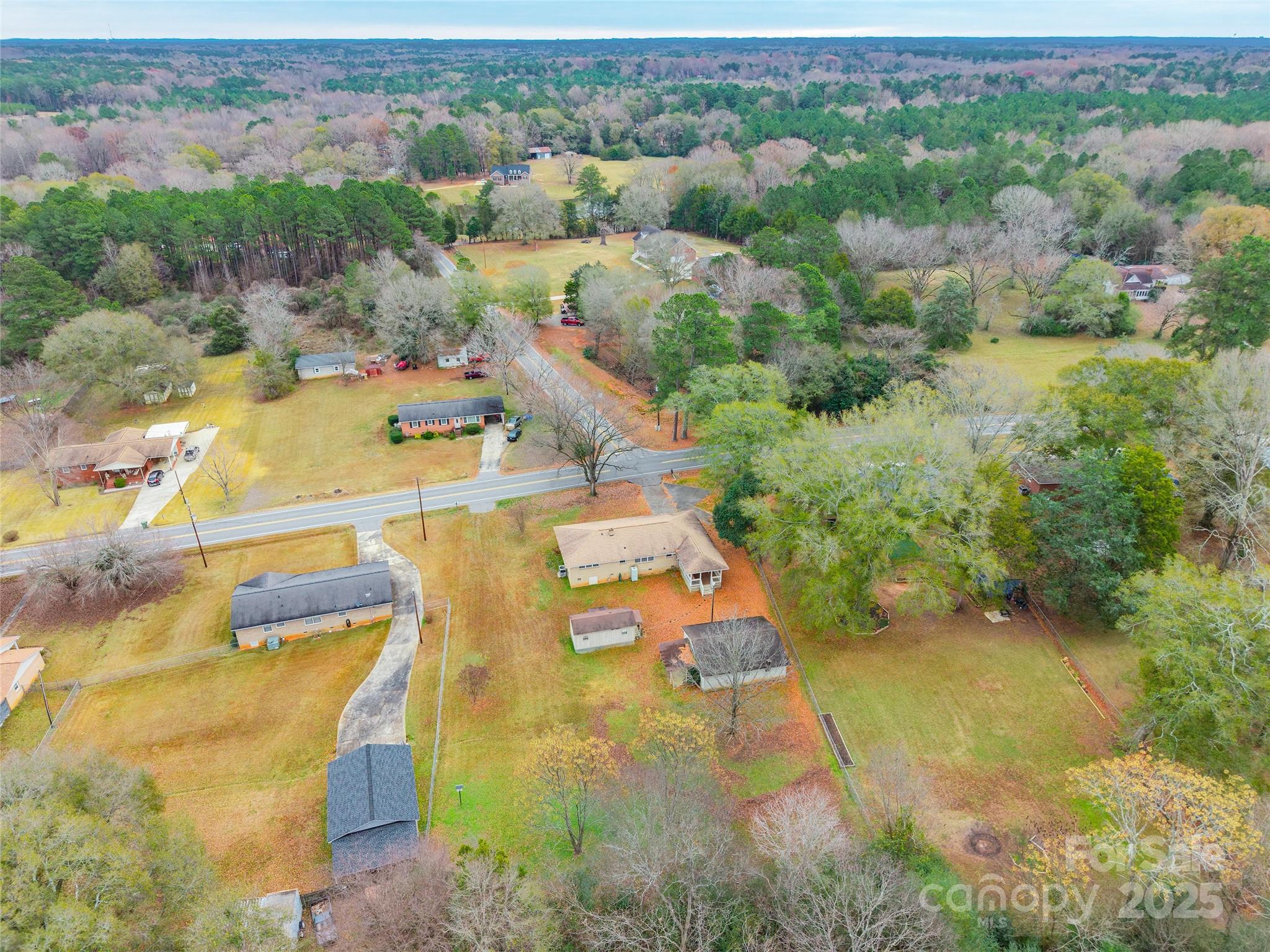 2100 JB Denton Road — Lancaster