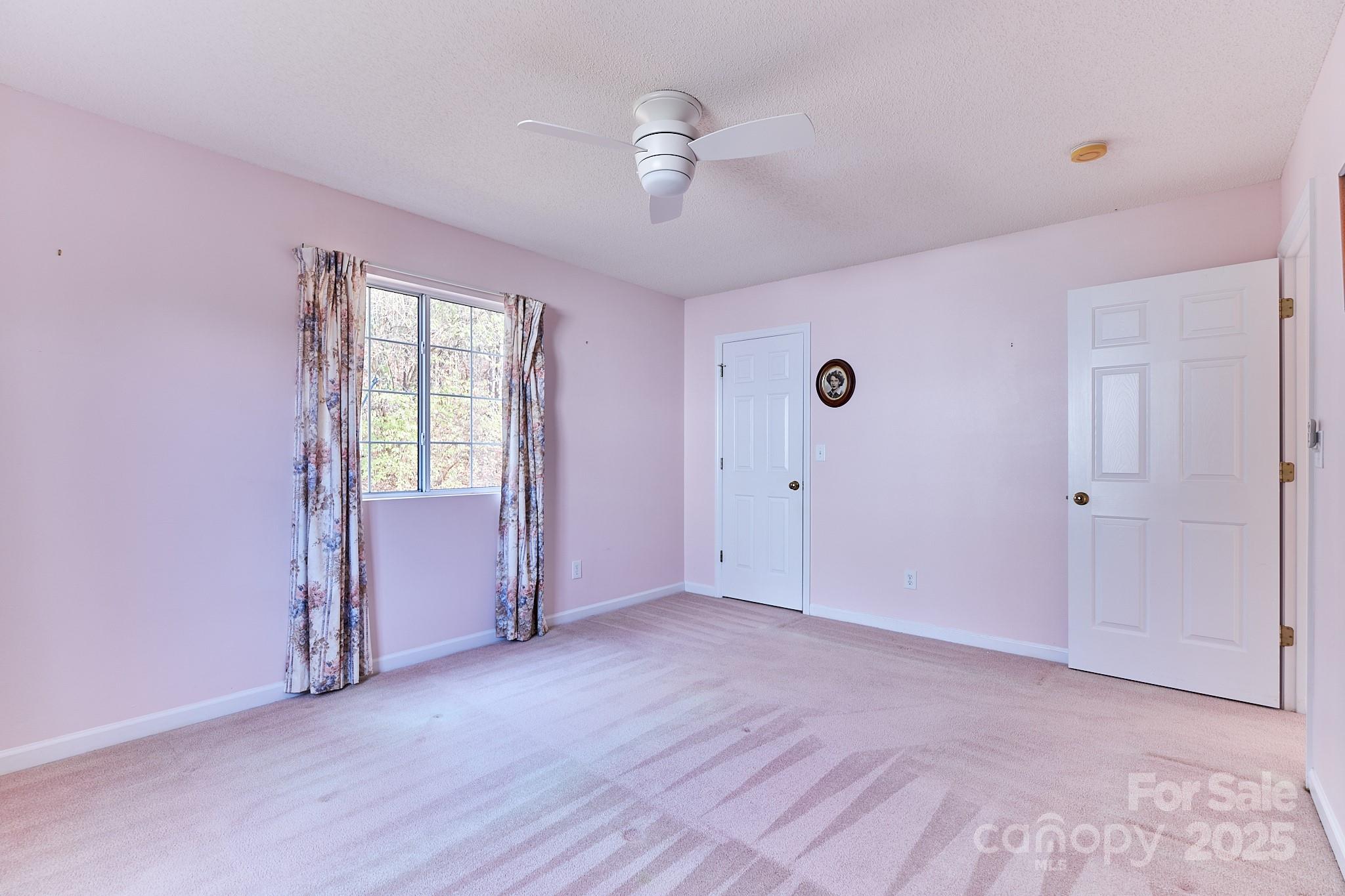 2625 Stratford Lake Road — Winston Salem