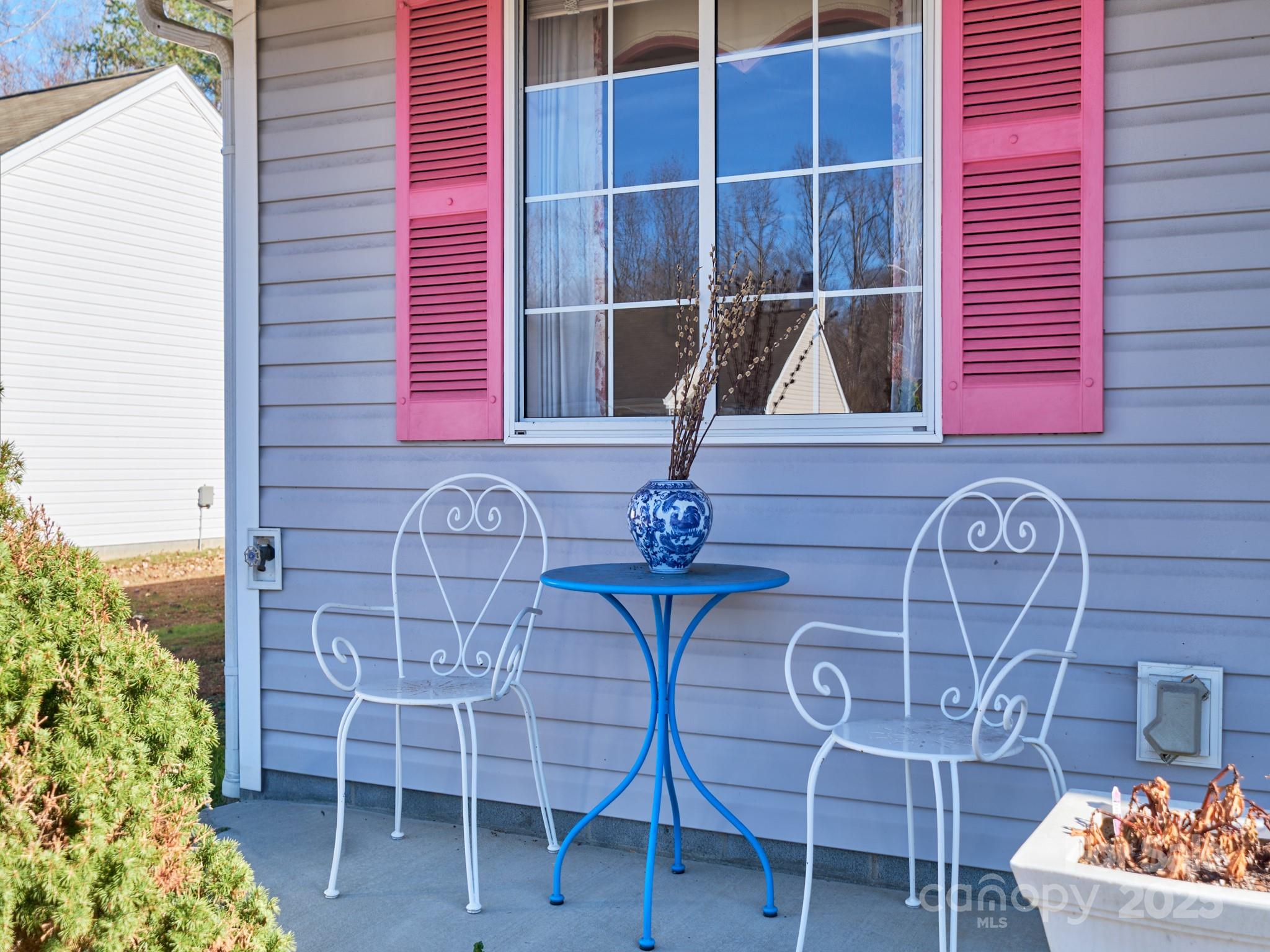 2625 Stratford Lake Road — Winston Salem