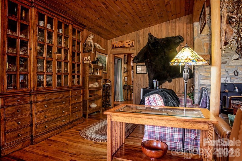 2736 White Oak Flats Road — Green Mountain