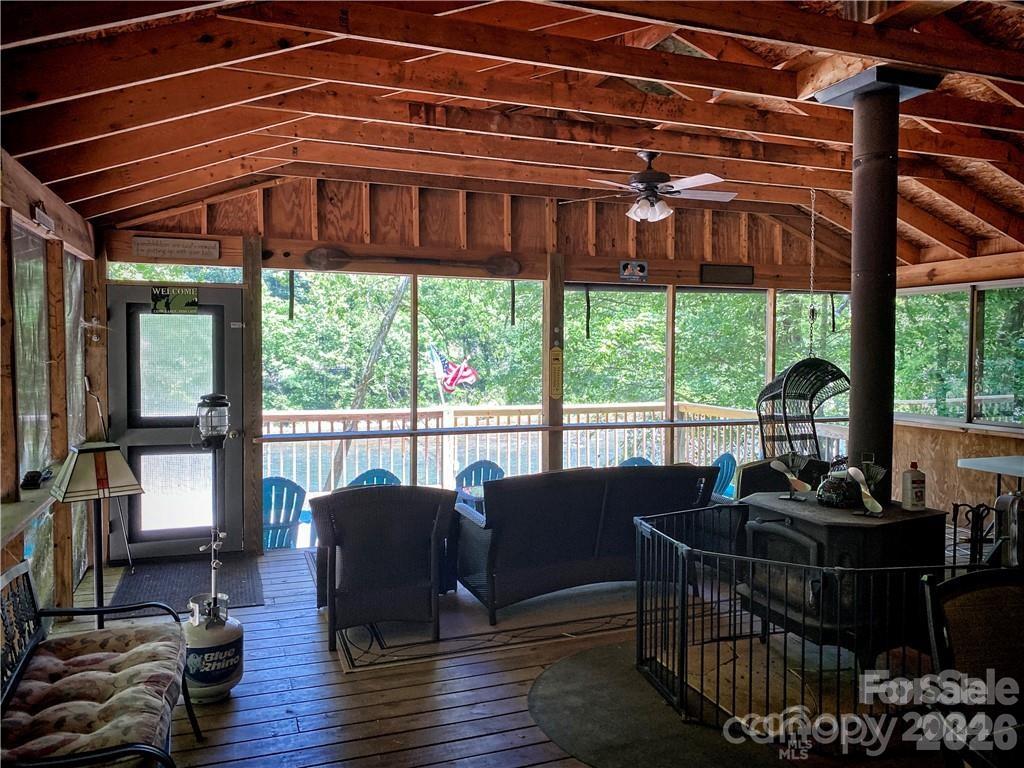 2736 White Oak Flats Road — Green Mountain