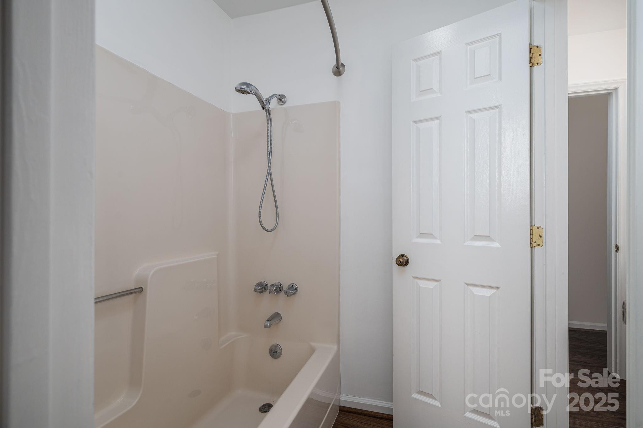 1212 E Franklin Boulevard #D — Gastonia