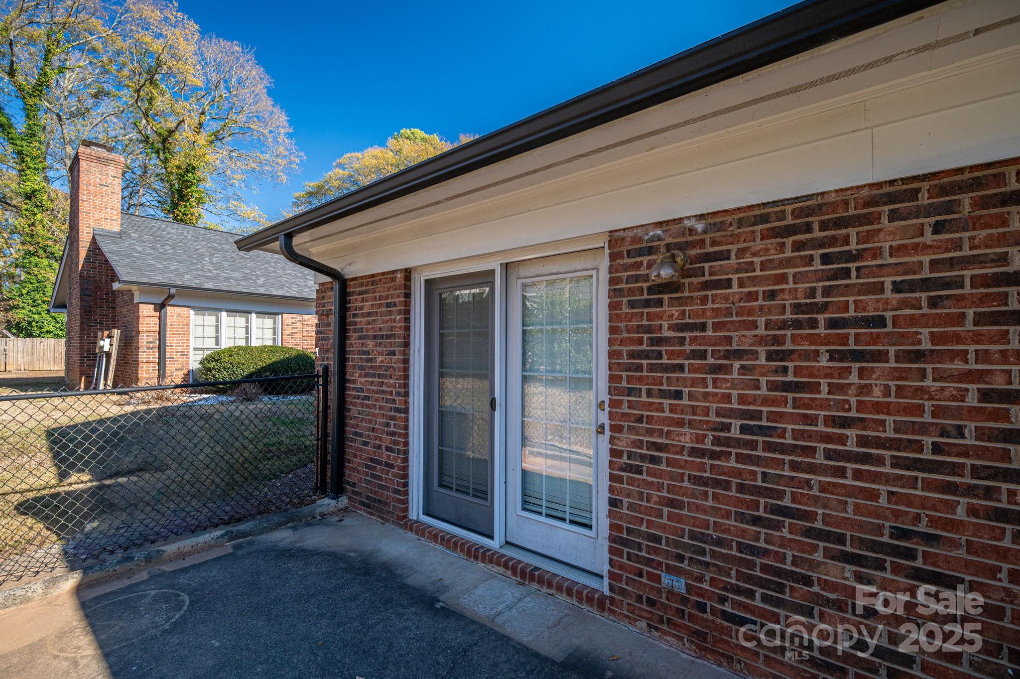 1212 E Franklin Boulevard #D — Gastonia