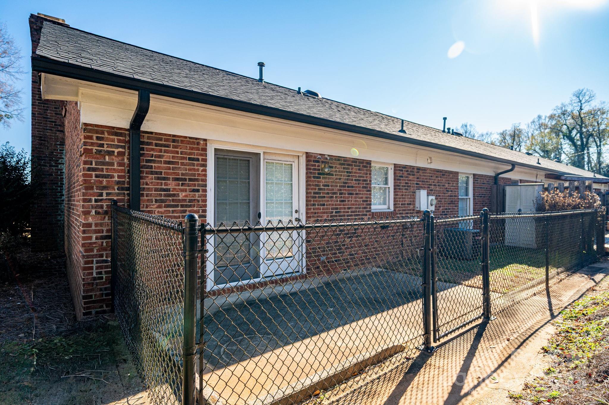 1212 E Franklin Boulevard #D — Gastonia