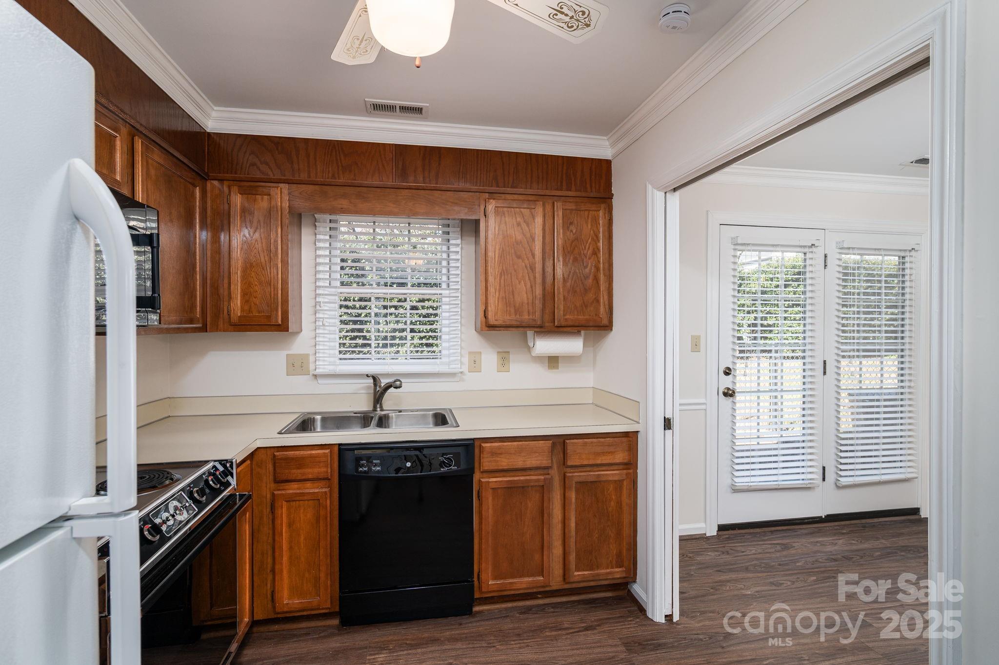 1212 E Franklin Boulevard #D — Gastonia