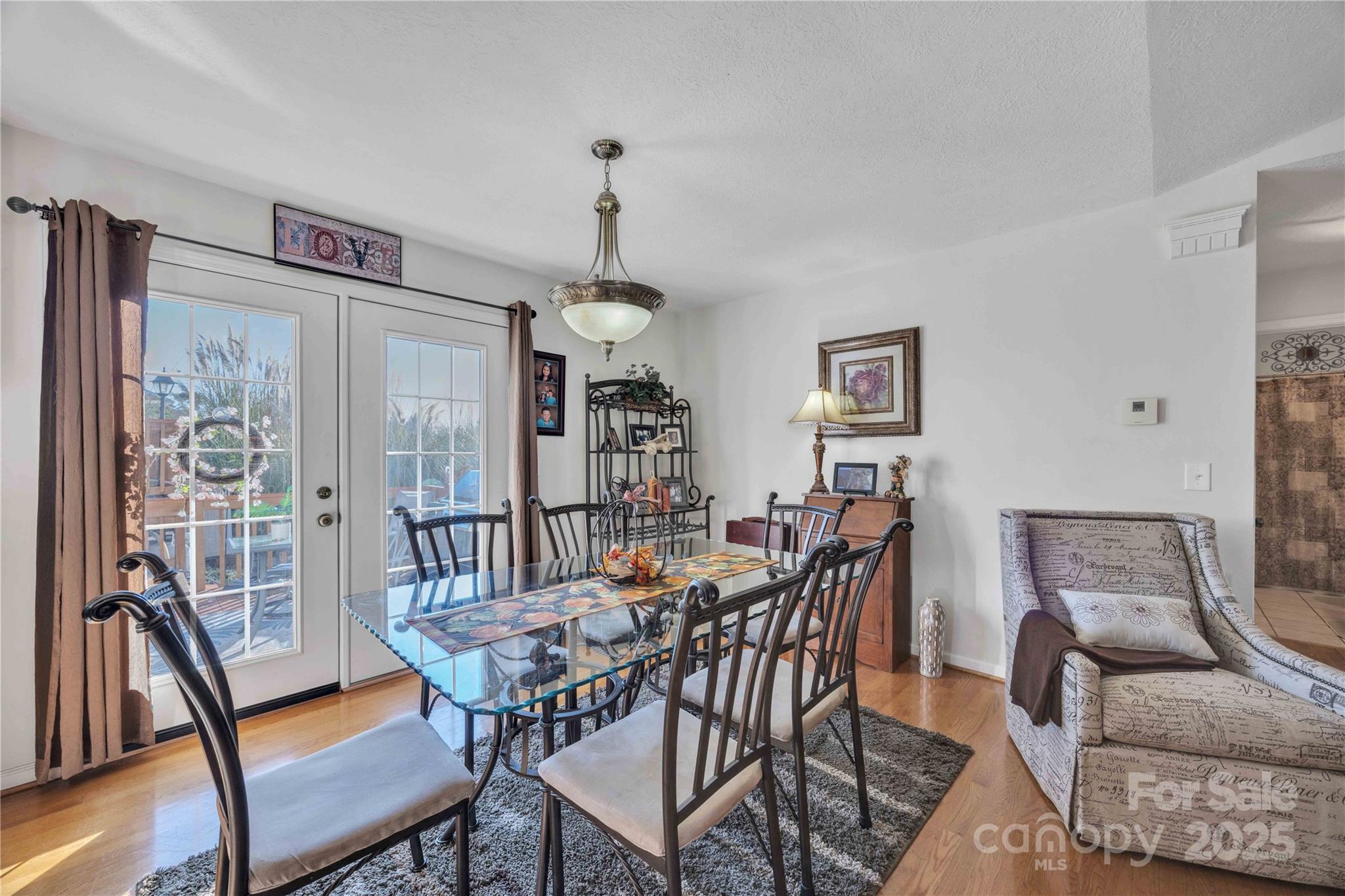 57 Riverview Road — Taylorsville