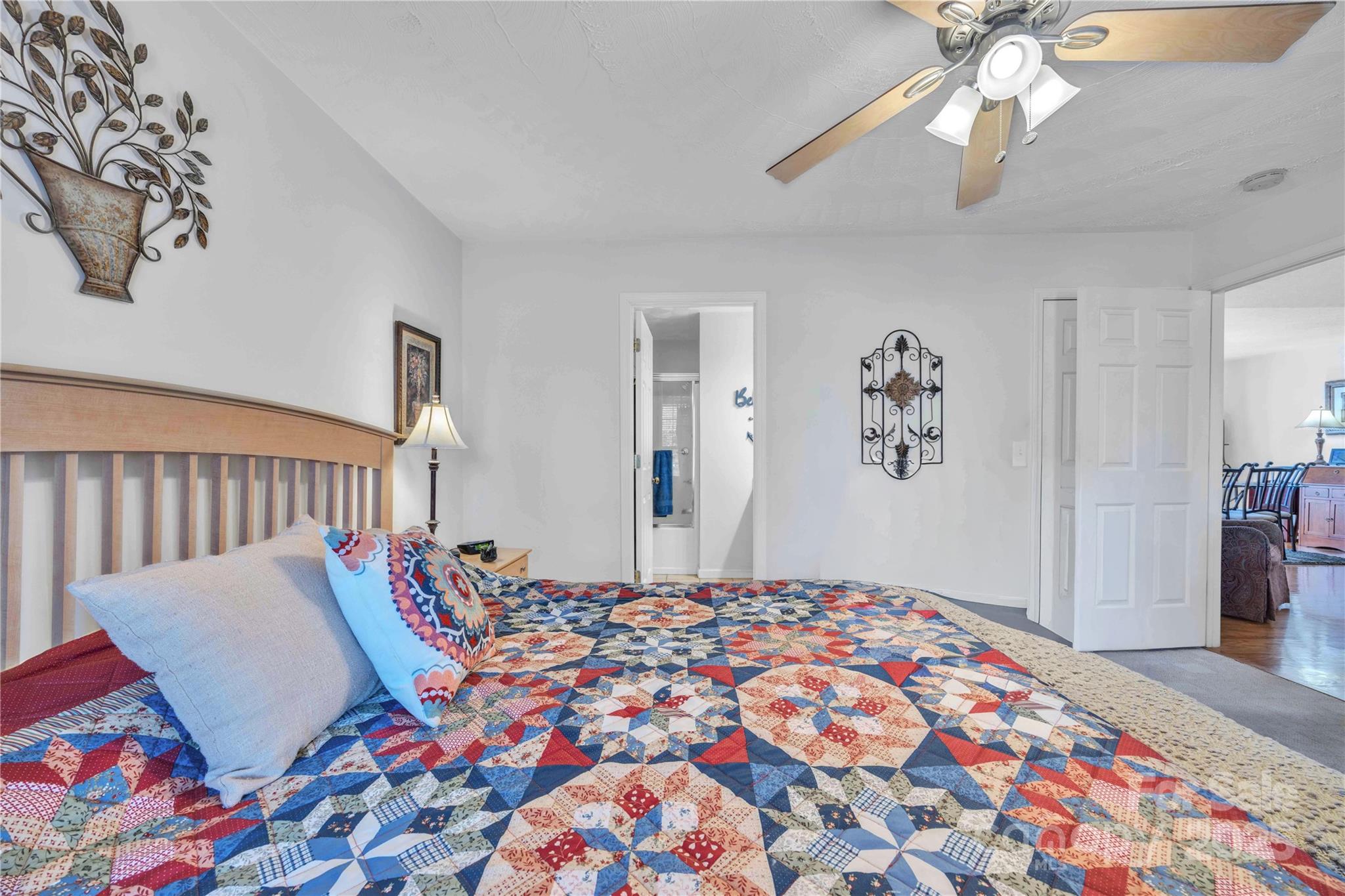 57 Riverview Road — Taylorsville
