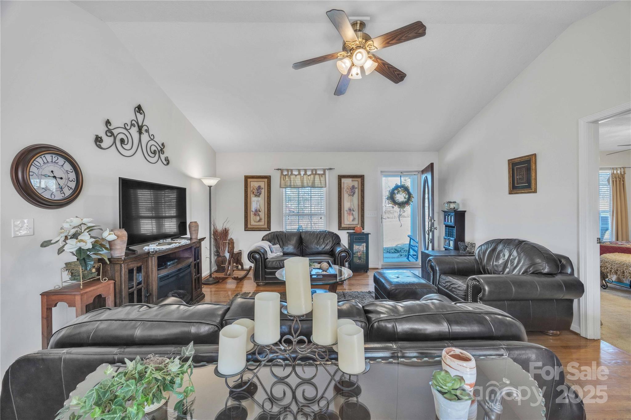 57 Riverview Road — Taylorsville
