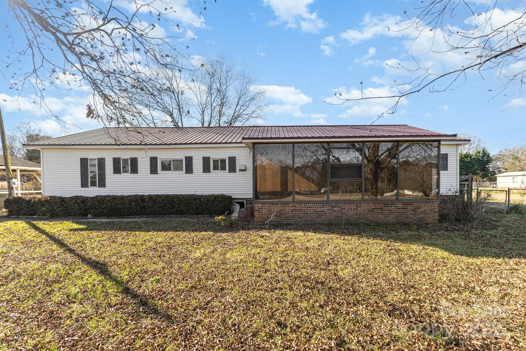 610 Osteen Road — York