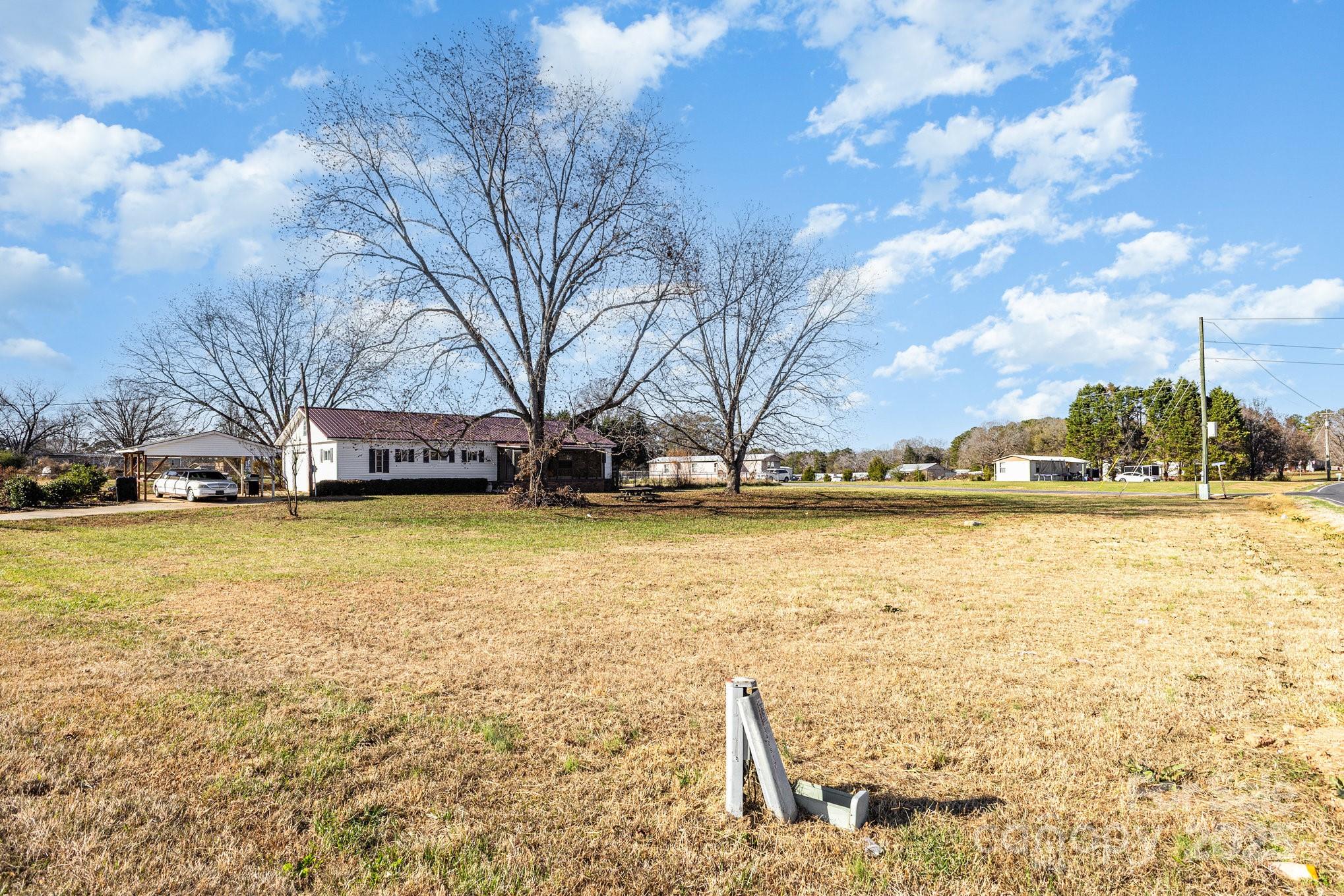 610 Osteen Road — York