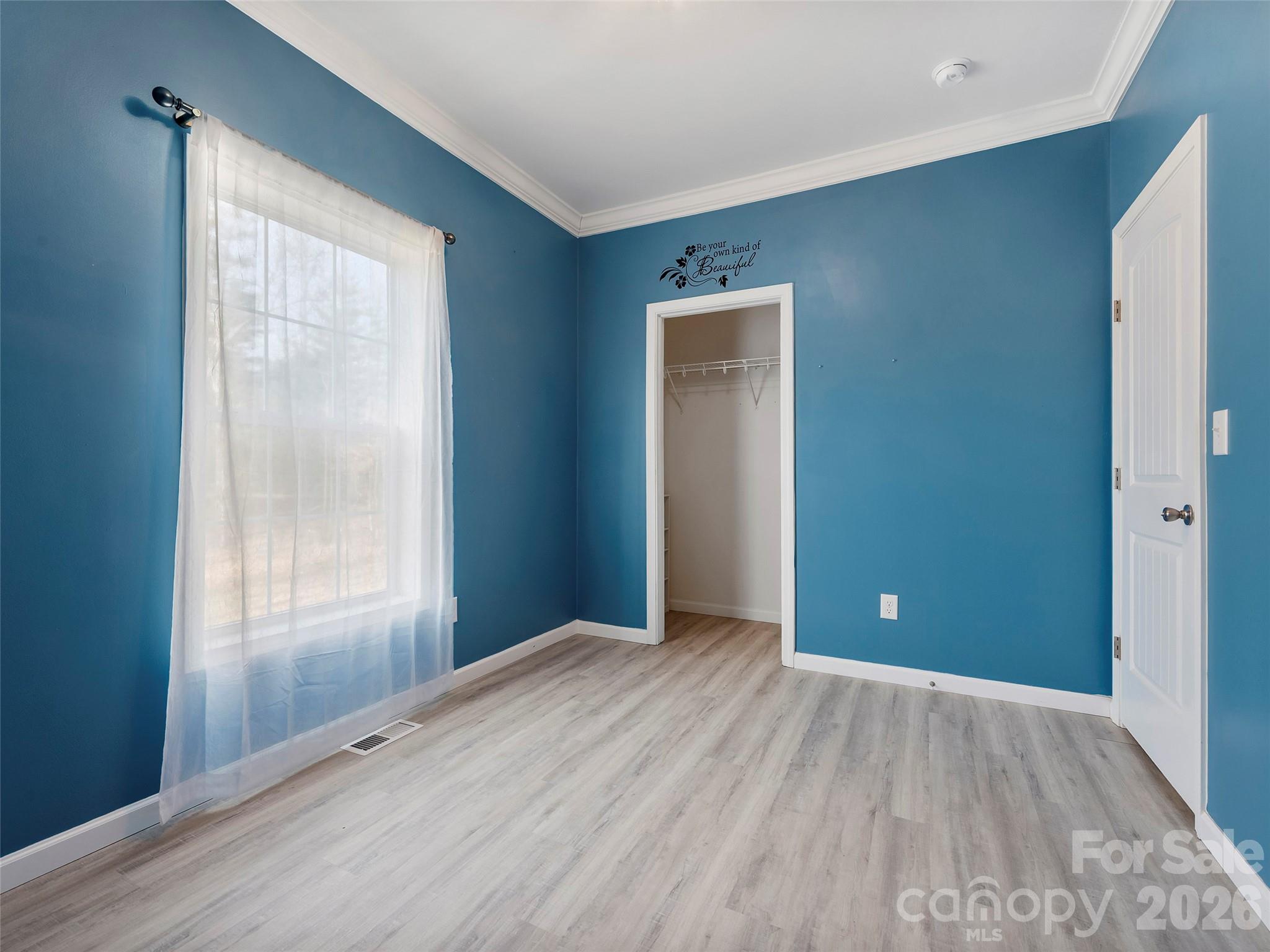 83 Moss Hill Drive — Hendersonville