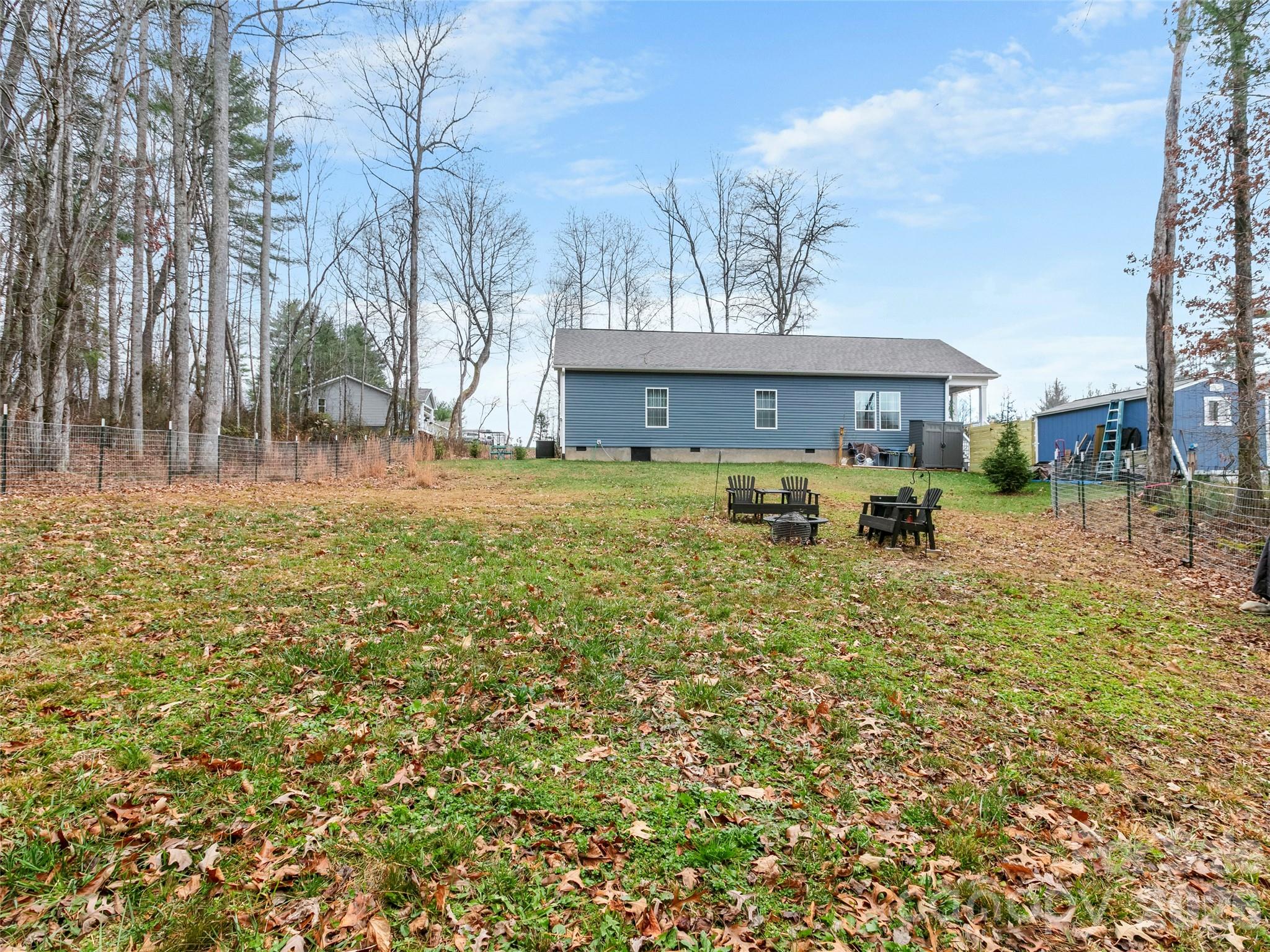 83 Moss Hill Drive — Hendersonville