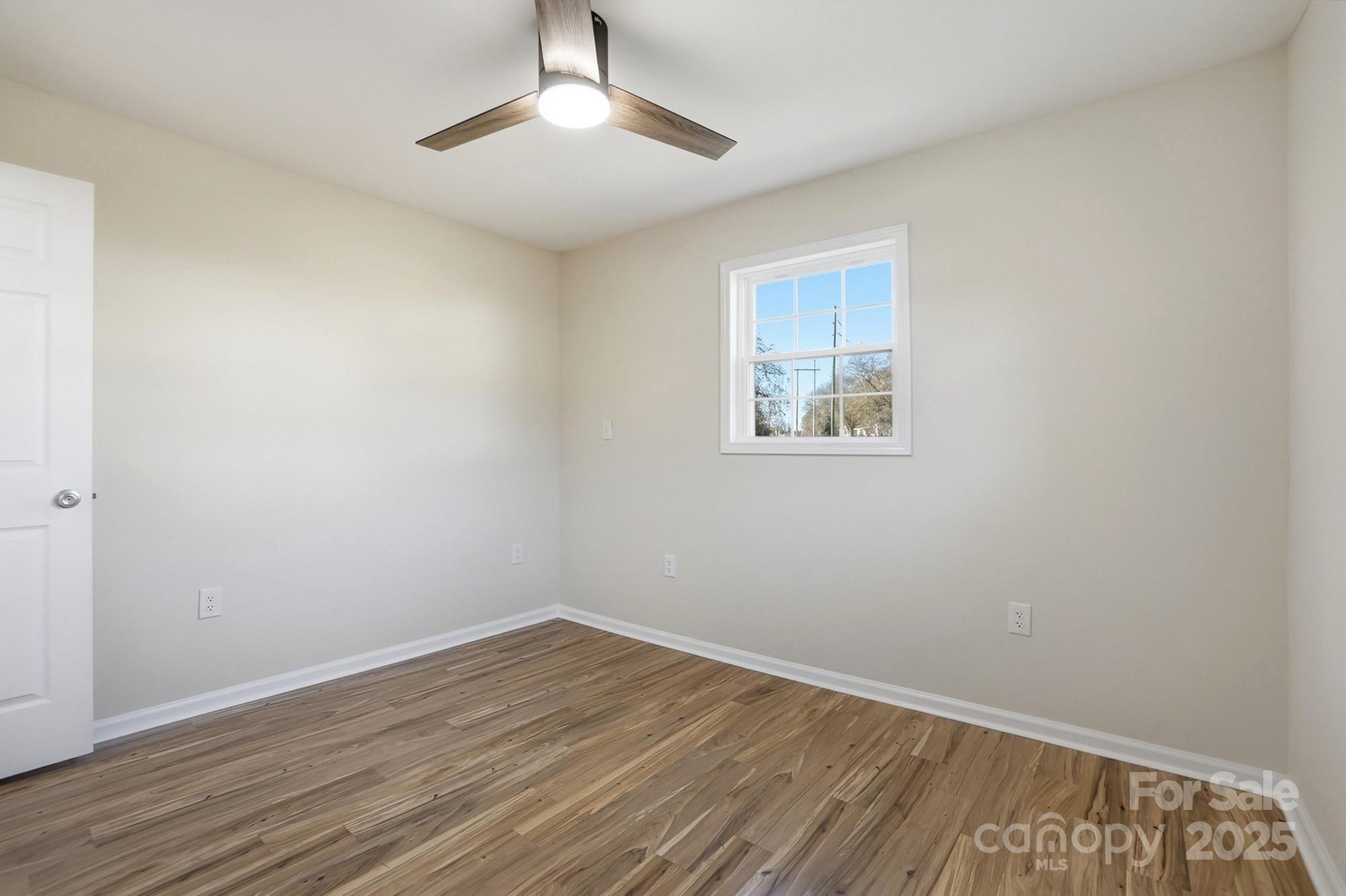 1015 W 6th Avenue B Avenue — Gastonia