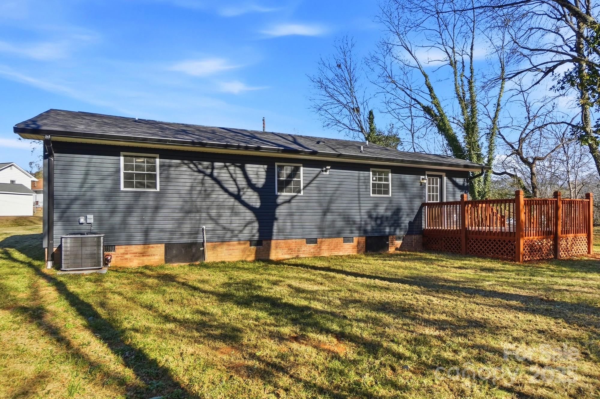 1015 W 6th Avenue B Avenue — Gastonia