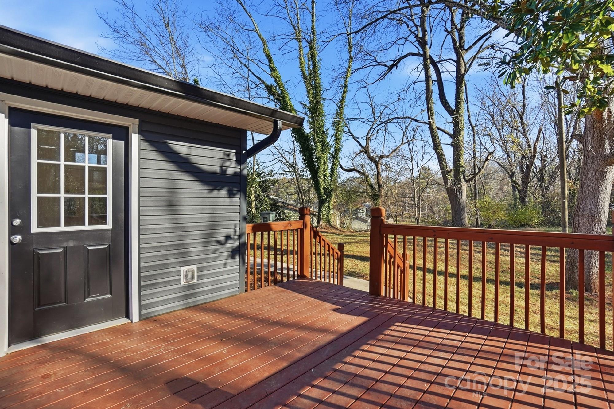 1015 W 6th Avenue B Avenue — Gastonia