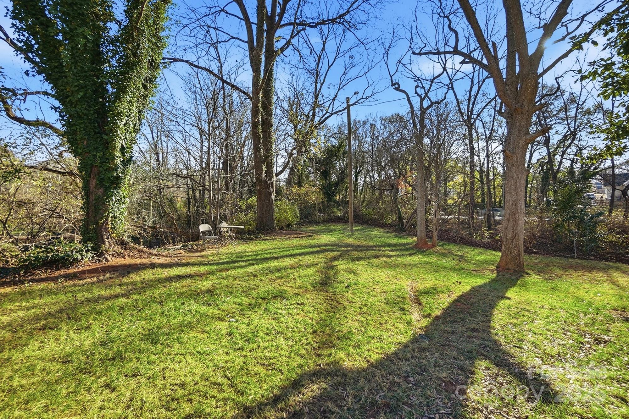 1015 W 6th Avenue B Avenue — Gastonia