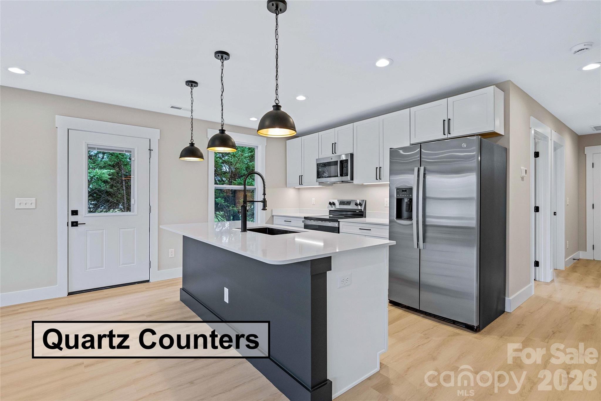 12 Knox Road — Black Mountain