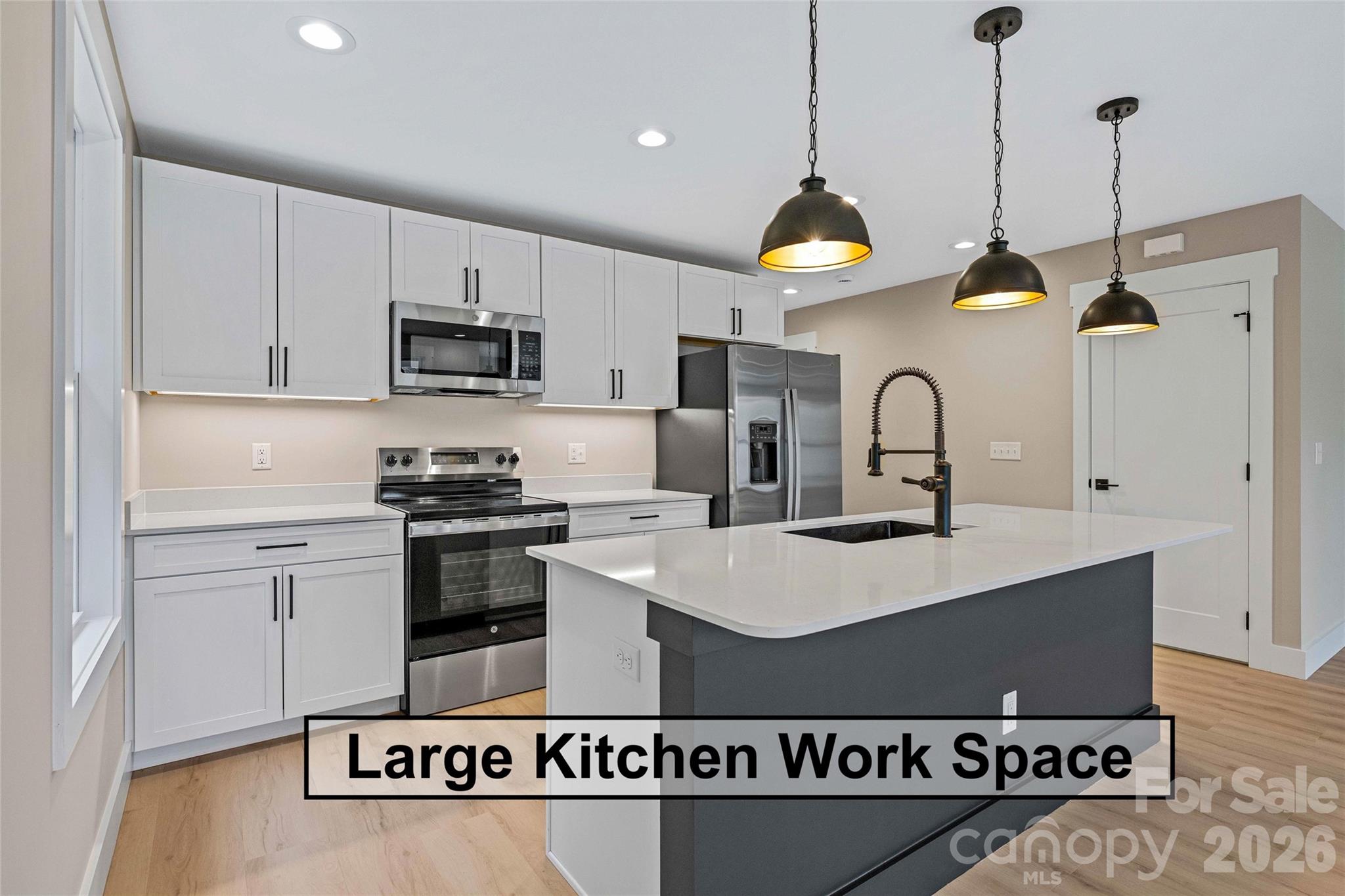 12 Knox Road — Black Mountain