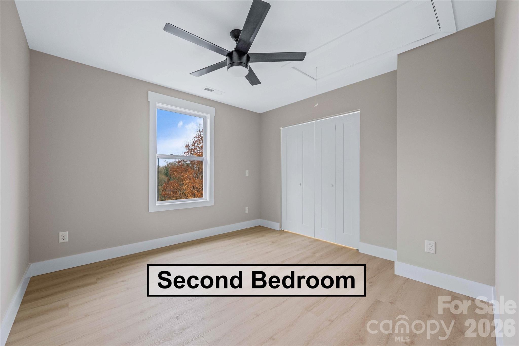 12 Knox Road — Black Mountain