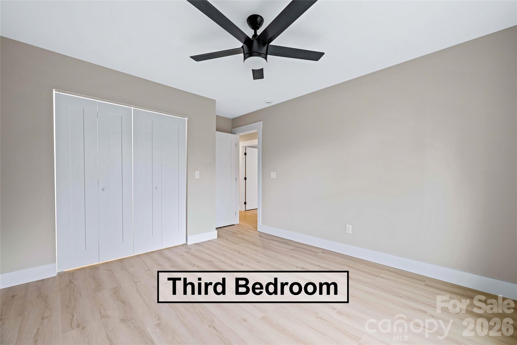 12 Knox Road — Black Mountain