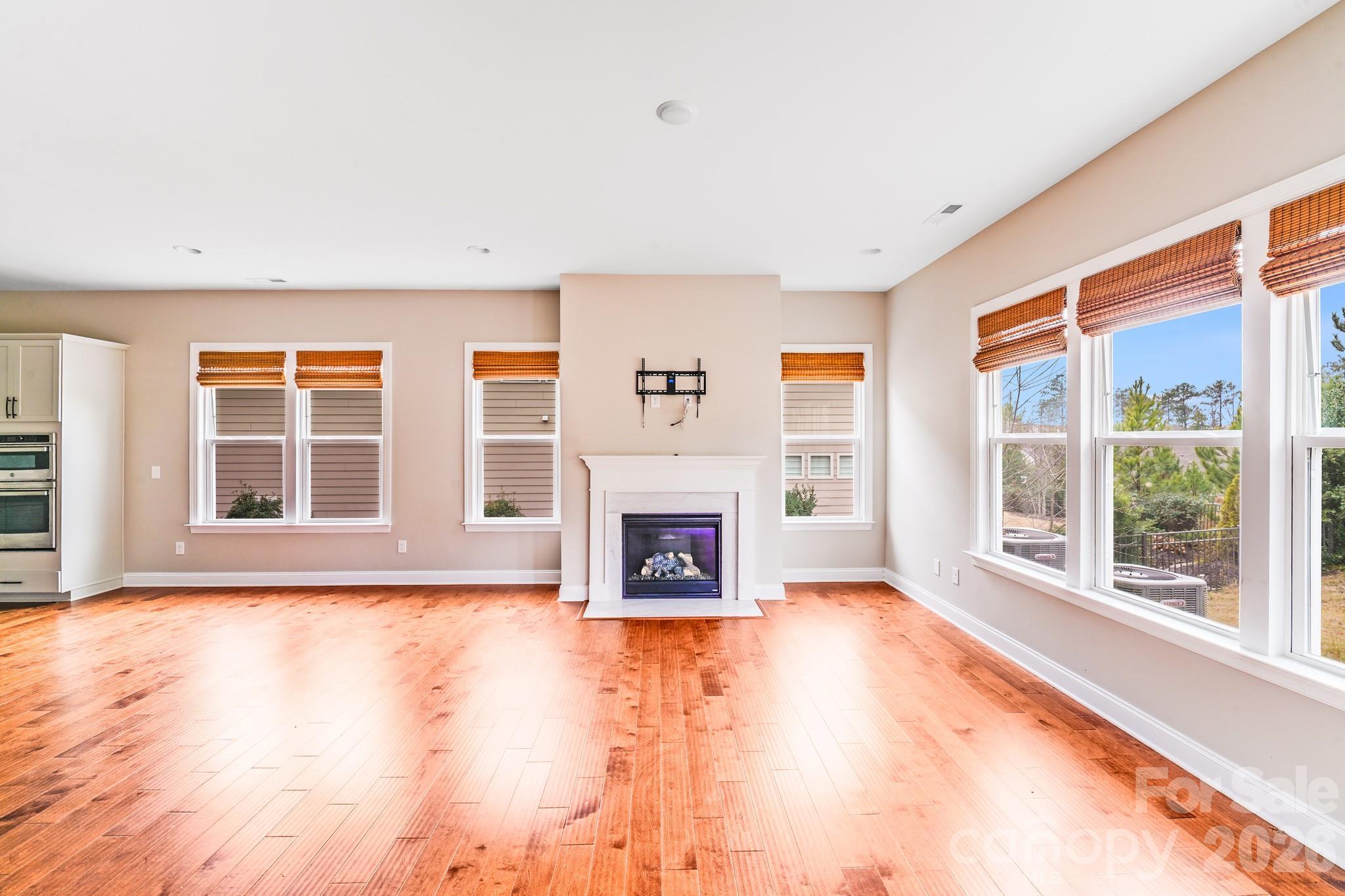 16004 Deer River Road — Charlotte