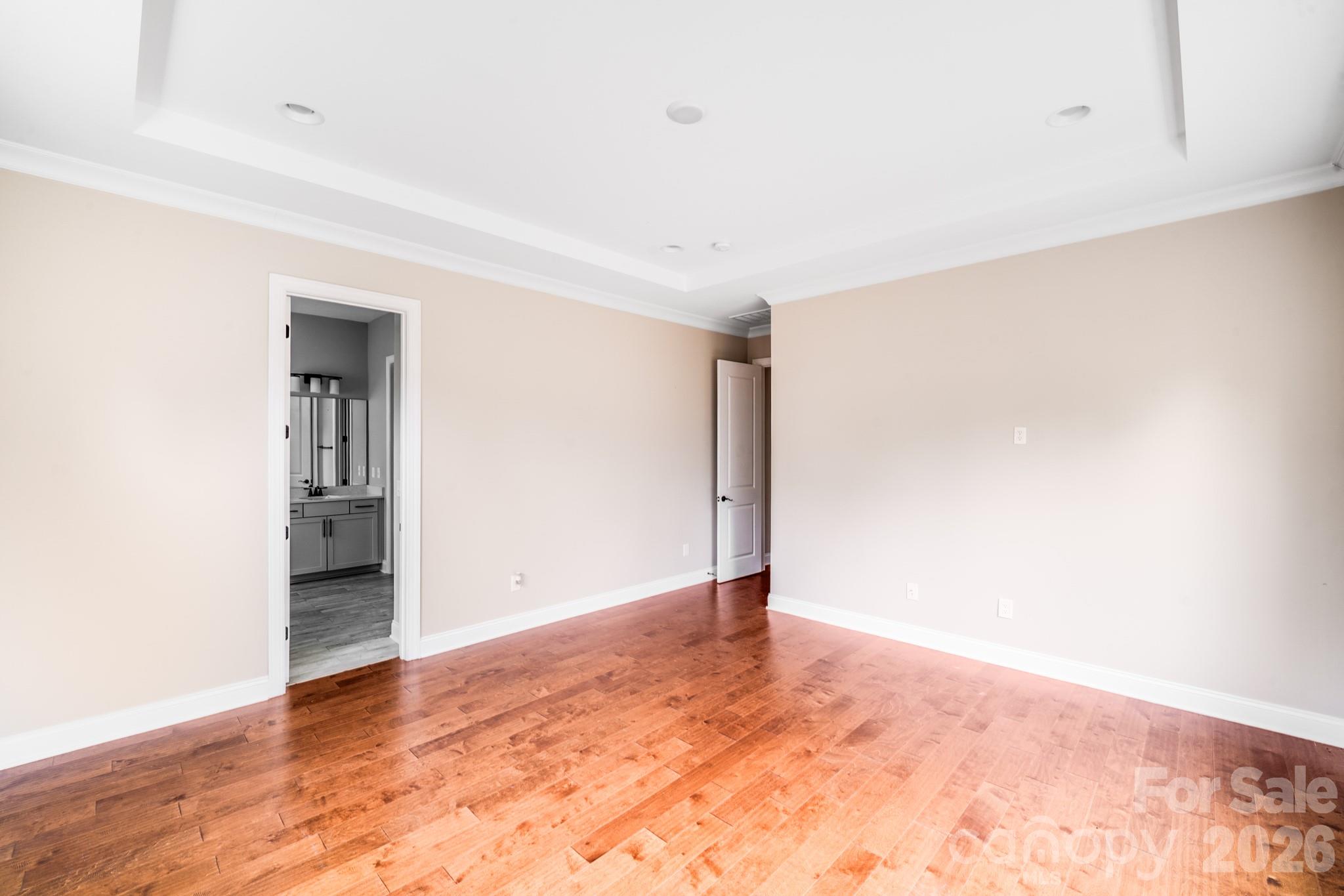 16004 Deer River Road — Charlotte