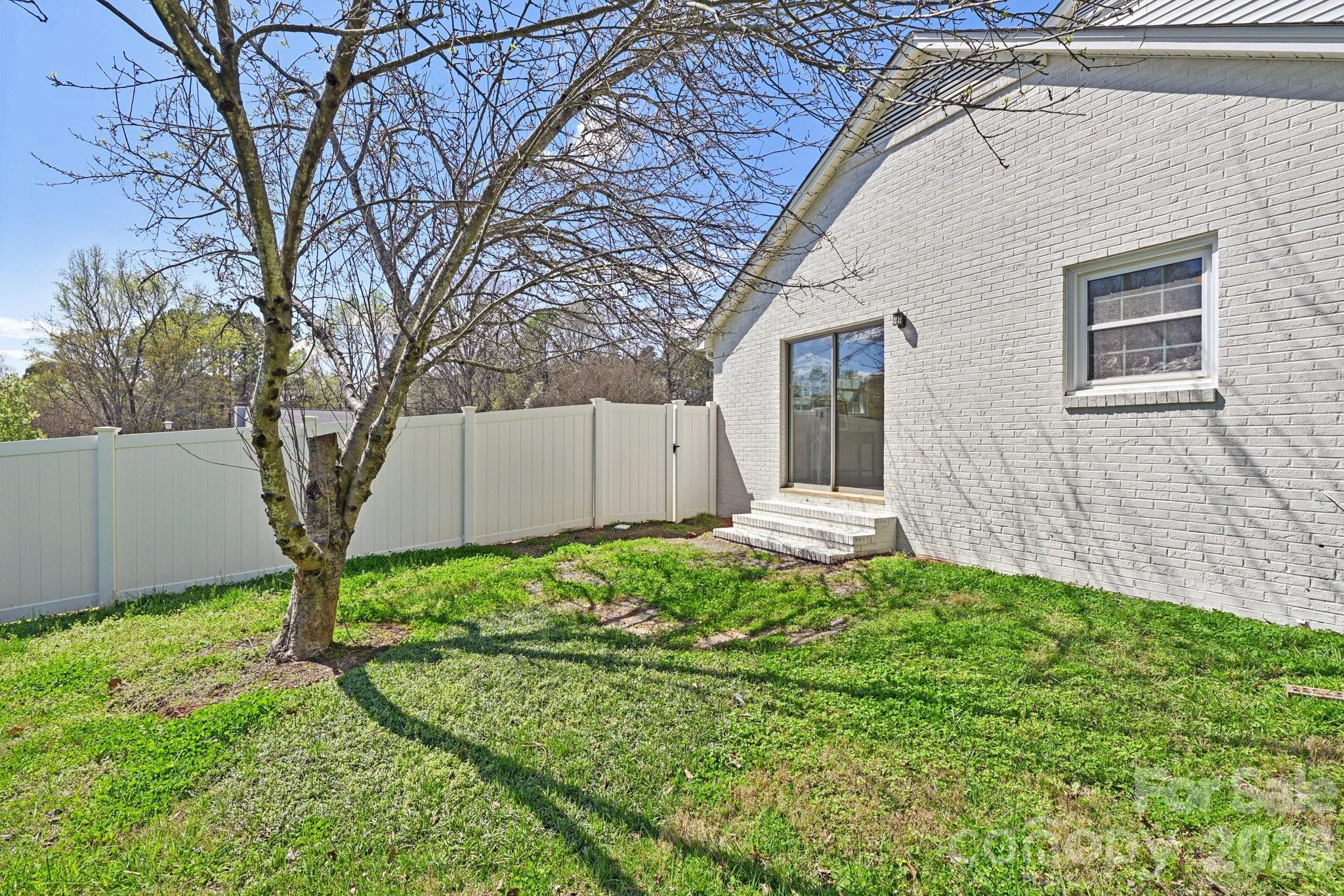 1104 Colony Court — Gastonia