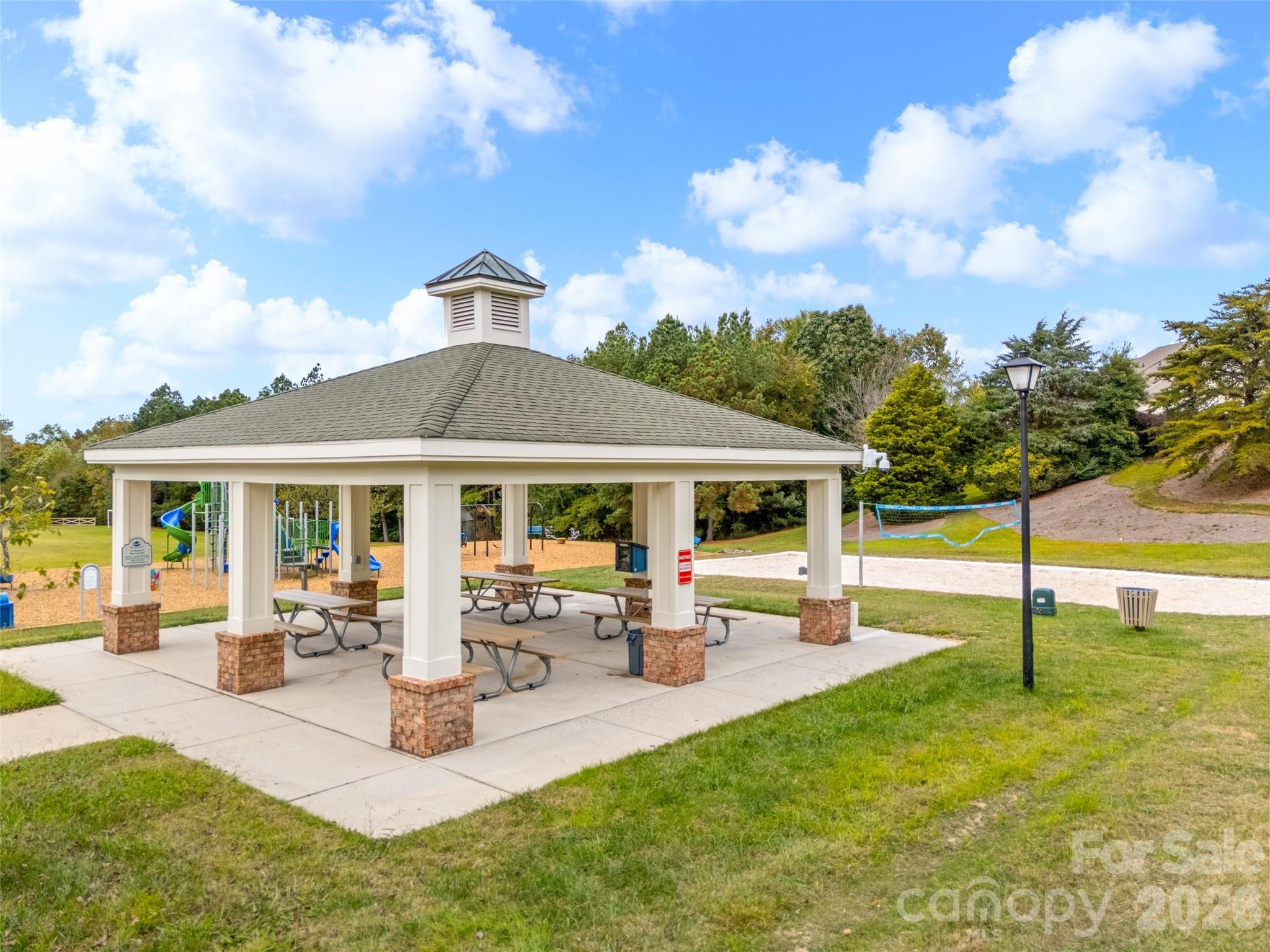 14569 Greenpoint Lane — Huntersville