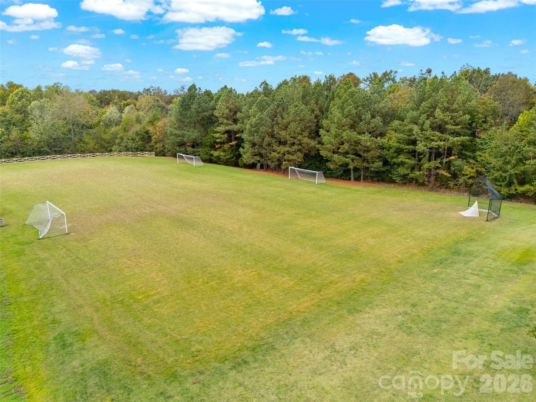 14569 Greenpoint Lane — Huntersville