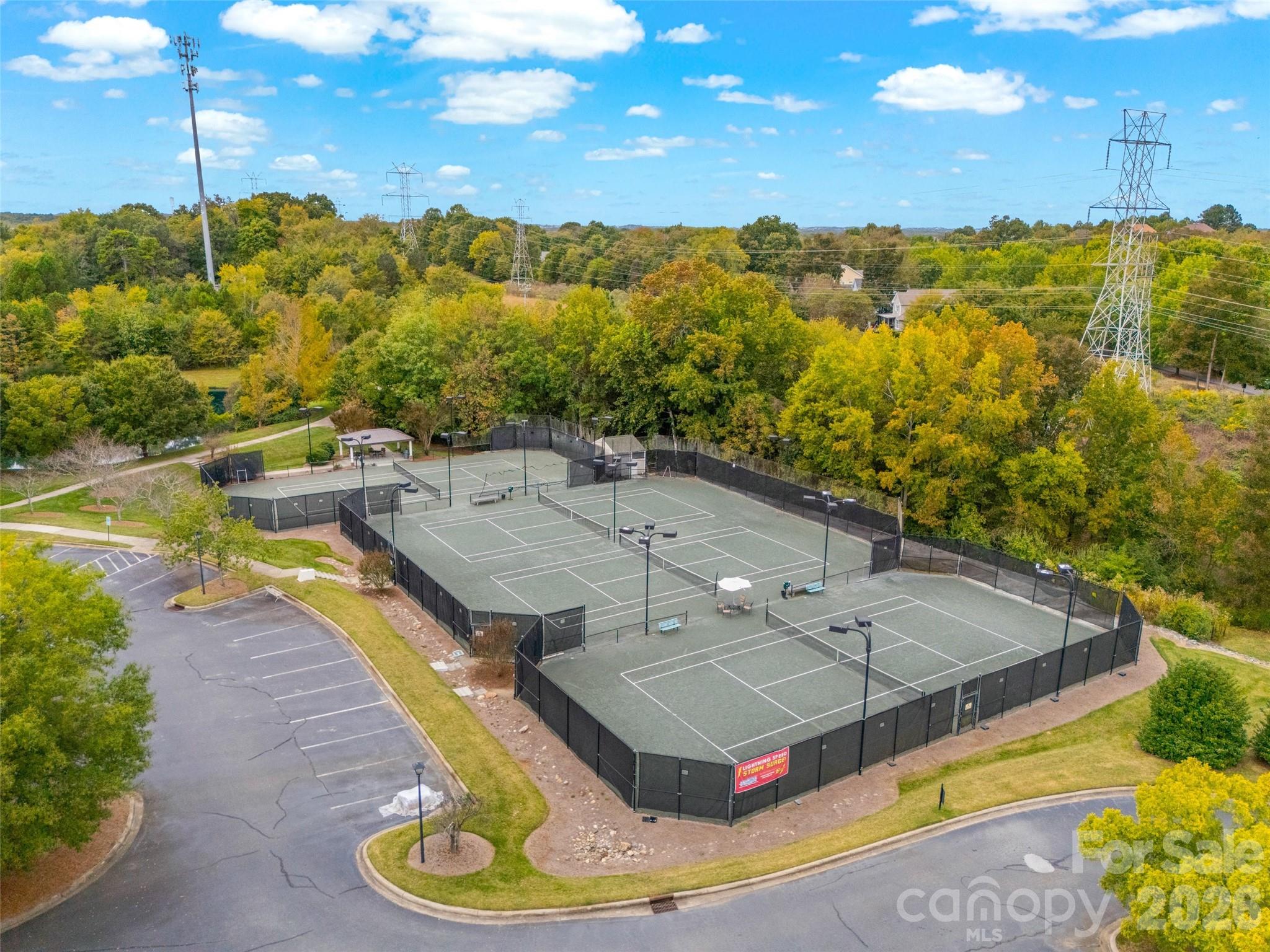 14569 Greenpoint Lane — Huntersville