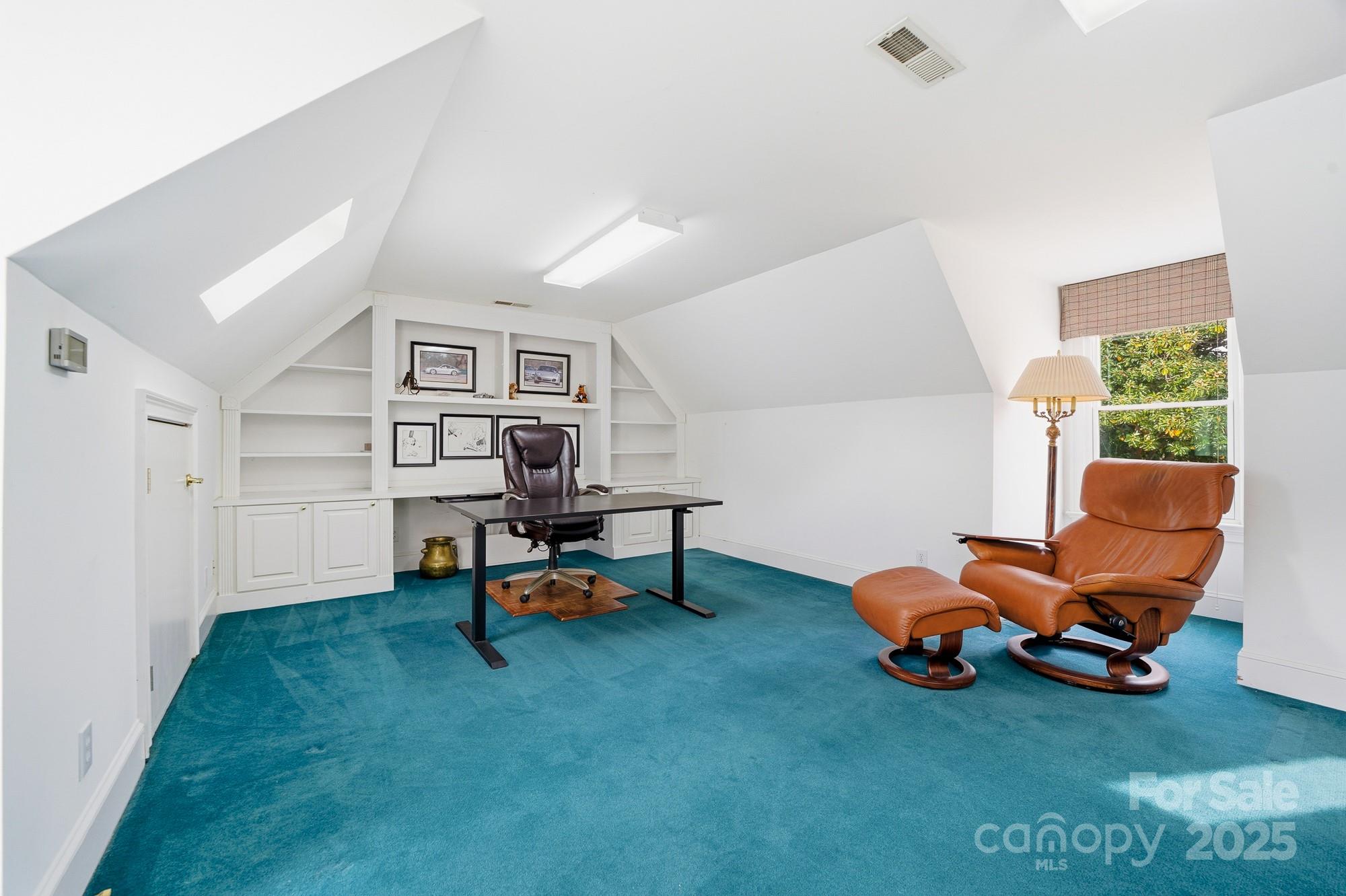 18316 Mainsail Pointe Drive — Cornelius