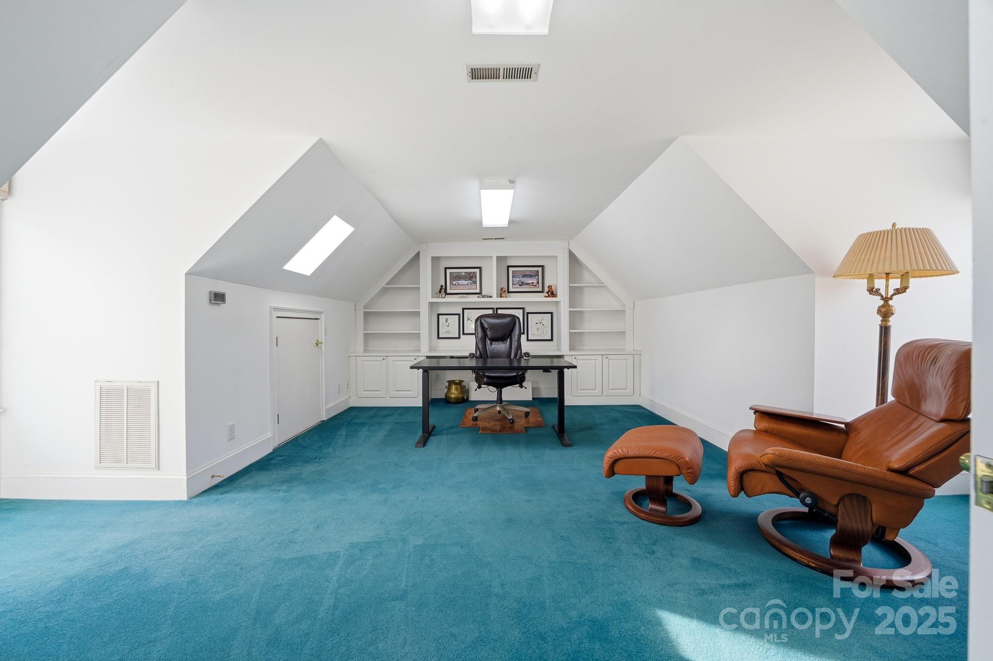 18316 Mainsail Pointe Drive — Cornelius