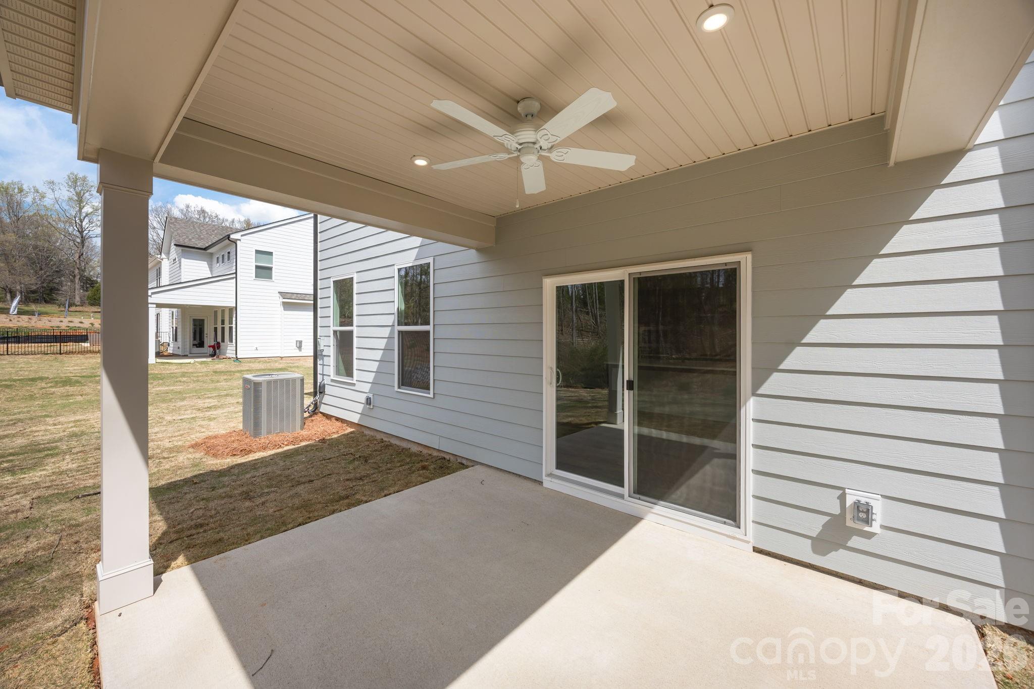 118 Canary Lane — Mooresville