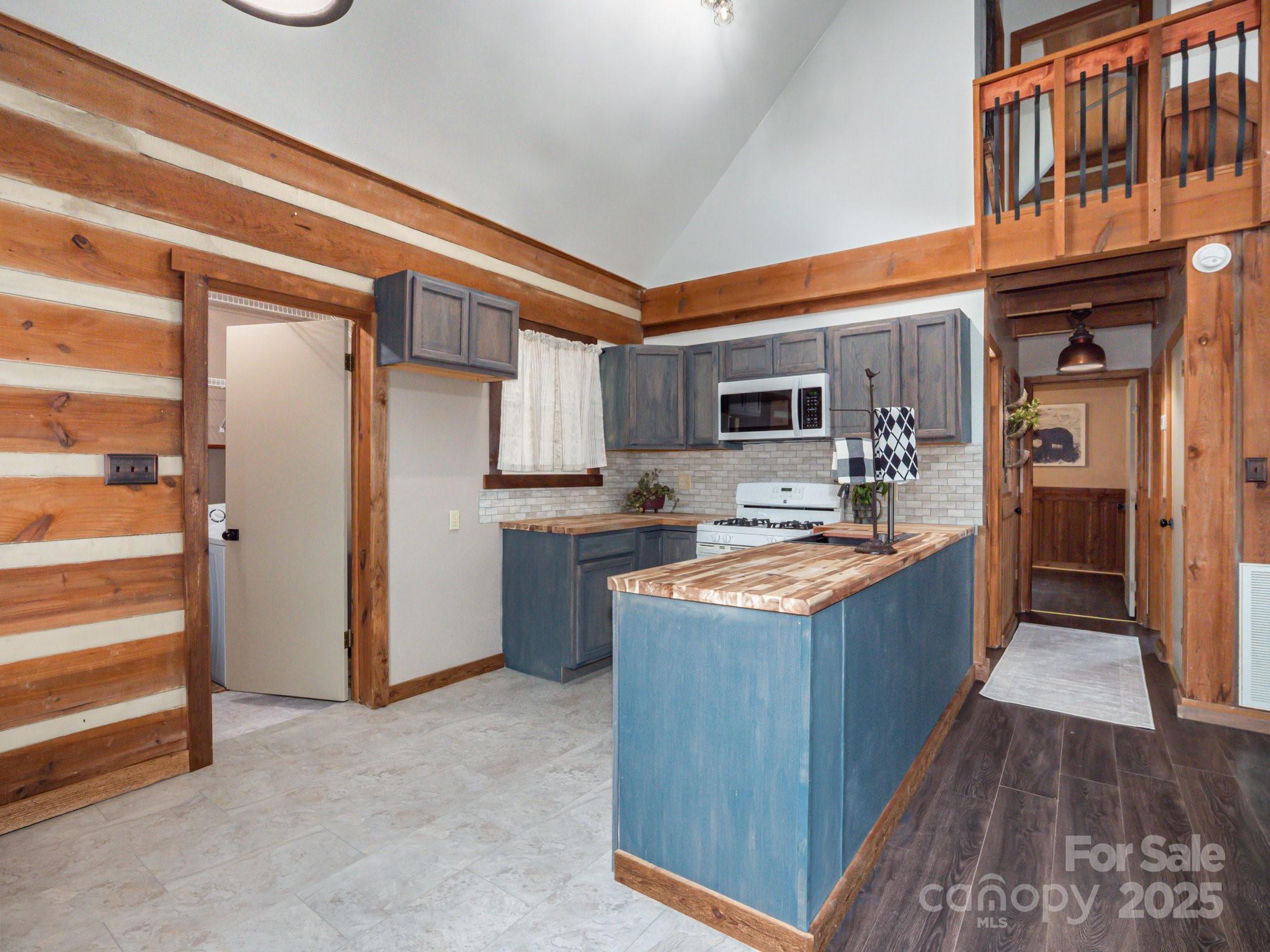5460 US 64 Highway — Rutherfordton