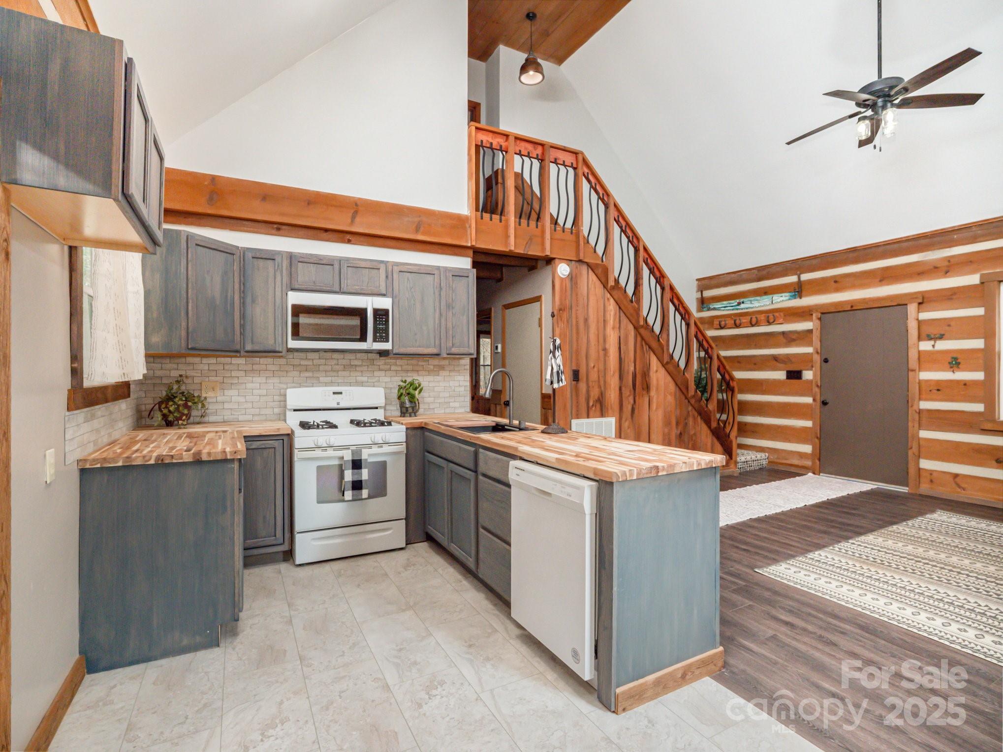 5460 US 64 Highway — Rutherfordton