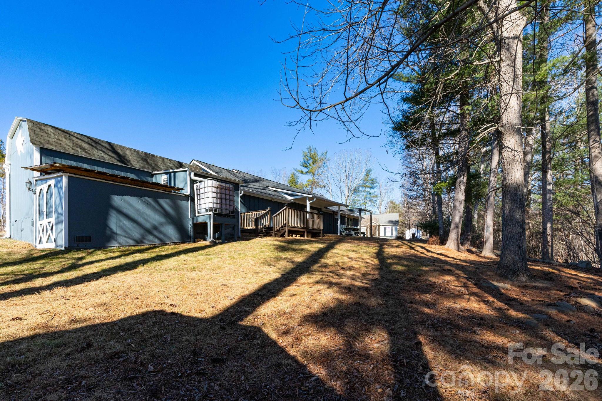 7 McGee Ridge Road — Fairview