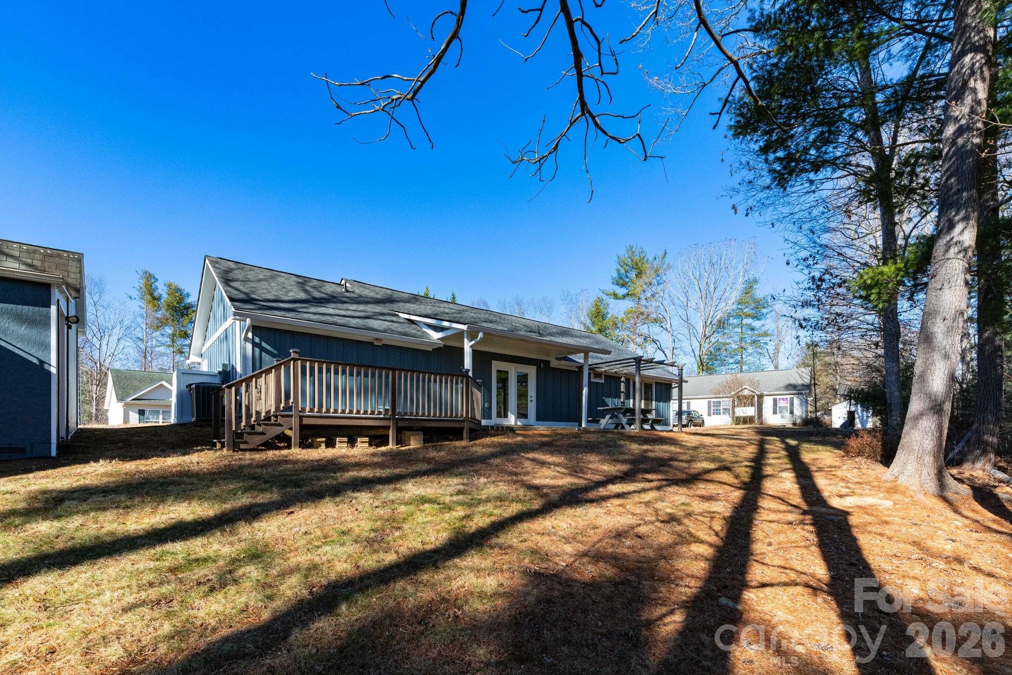 7 McGee Ridge Road — Fairview