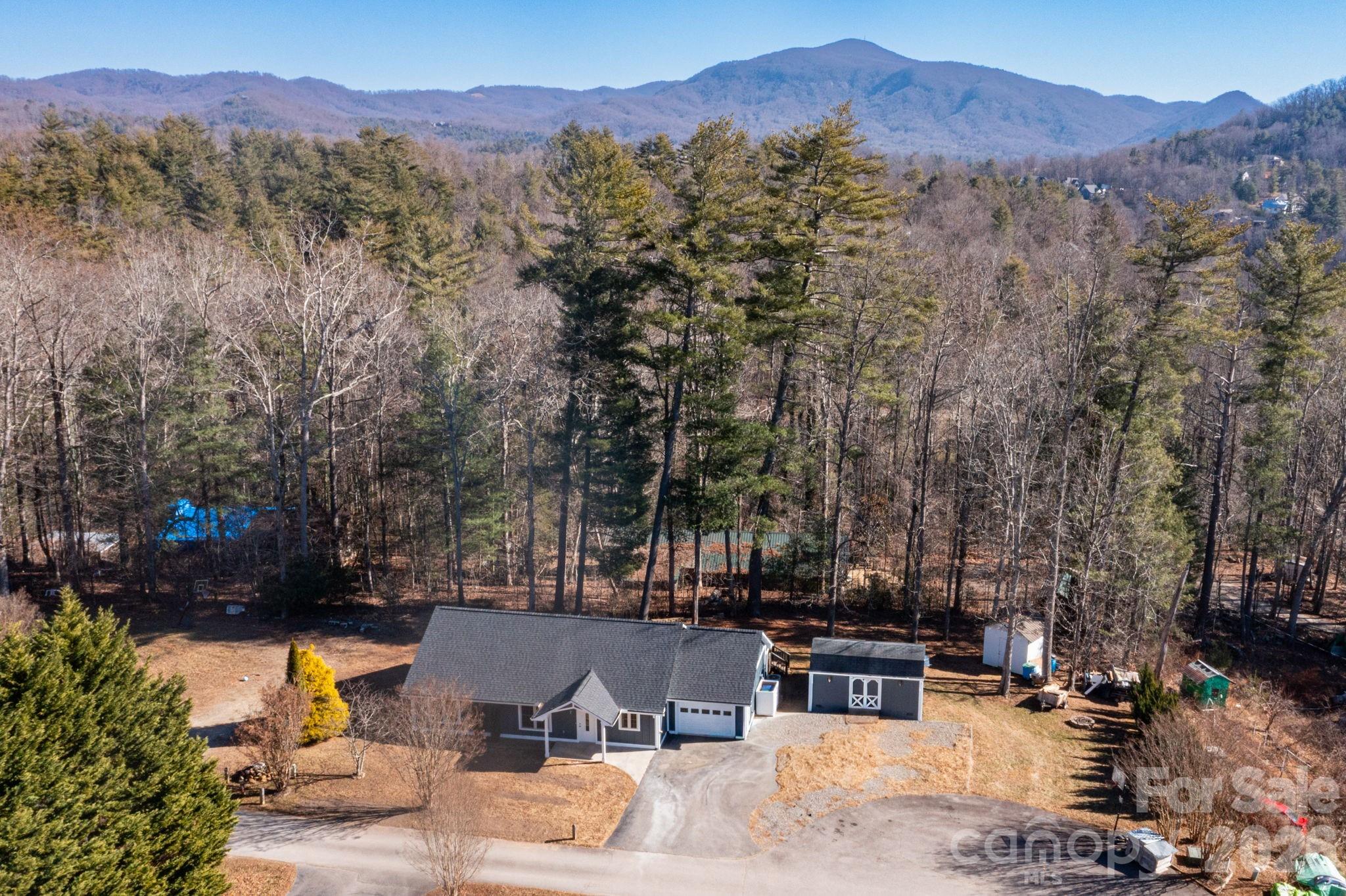 7 McGee Ridge Road — Fairview
