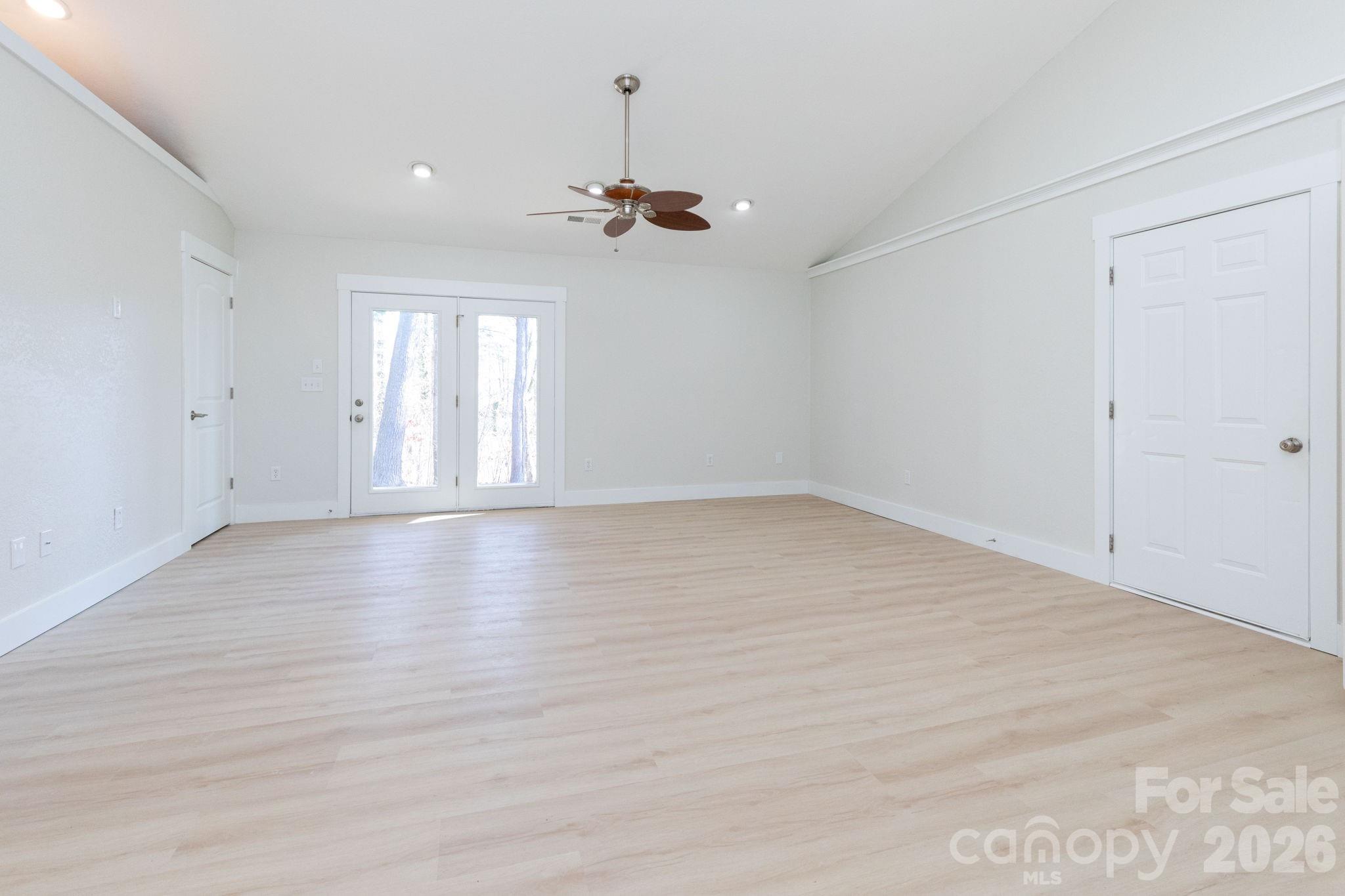 7 McGee Ridge Road — Fairview