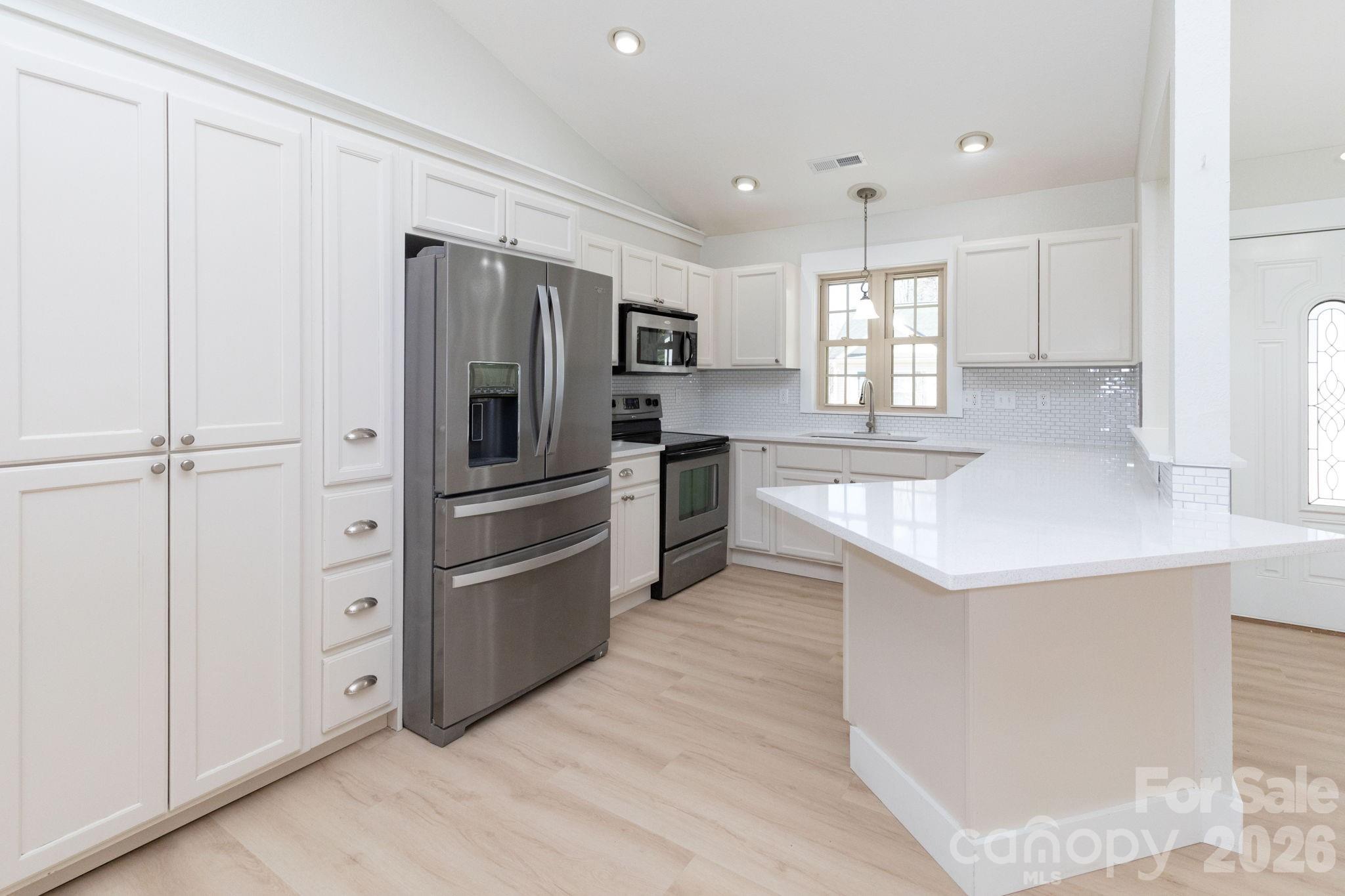 7 McGee Ridge Road — Fairview