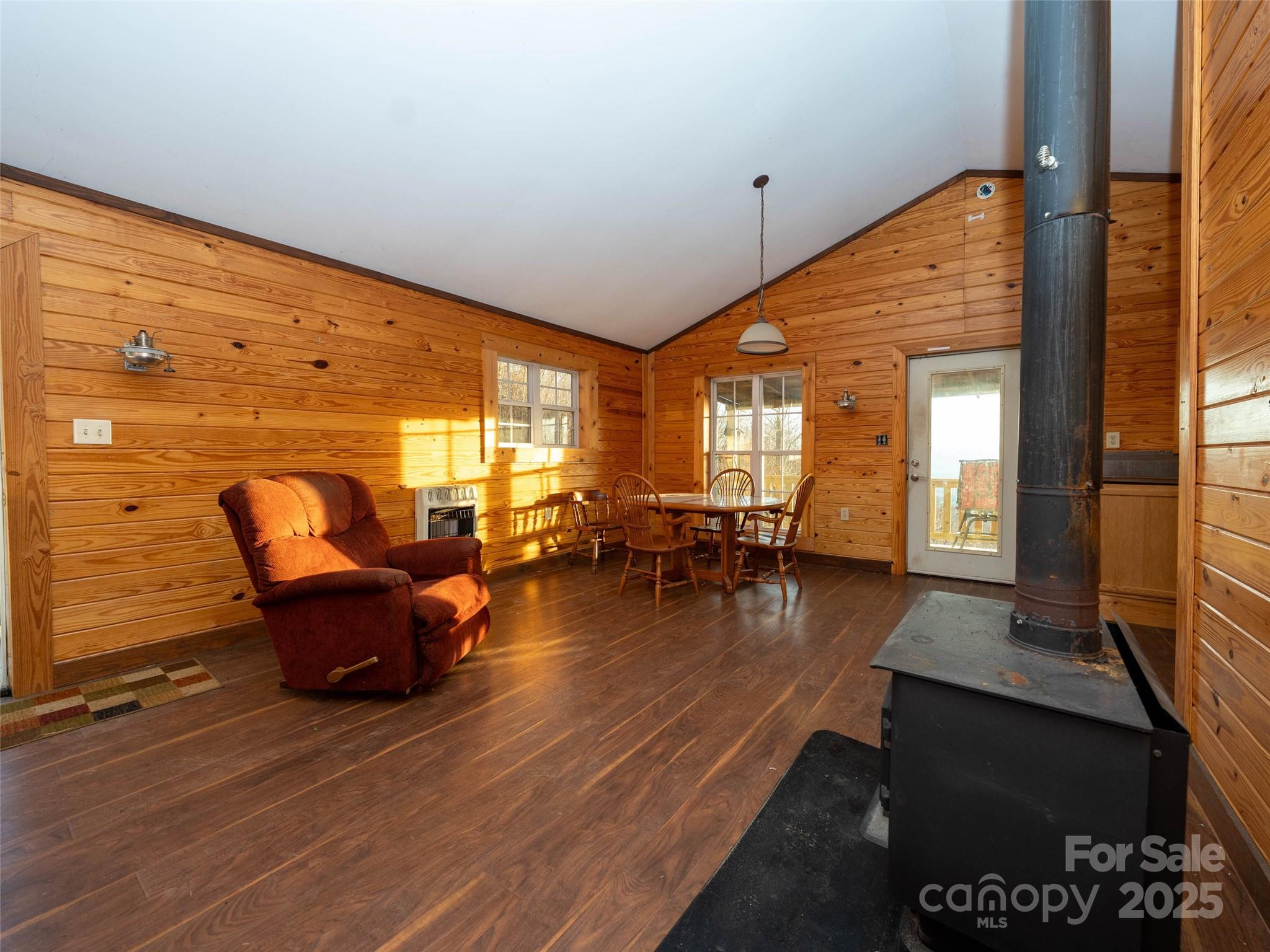 506 Rocky Acres Road — Canton