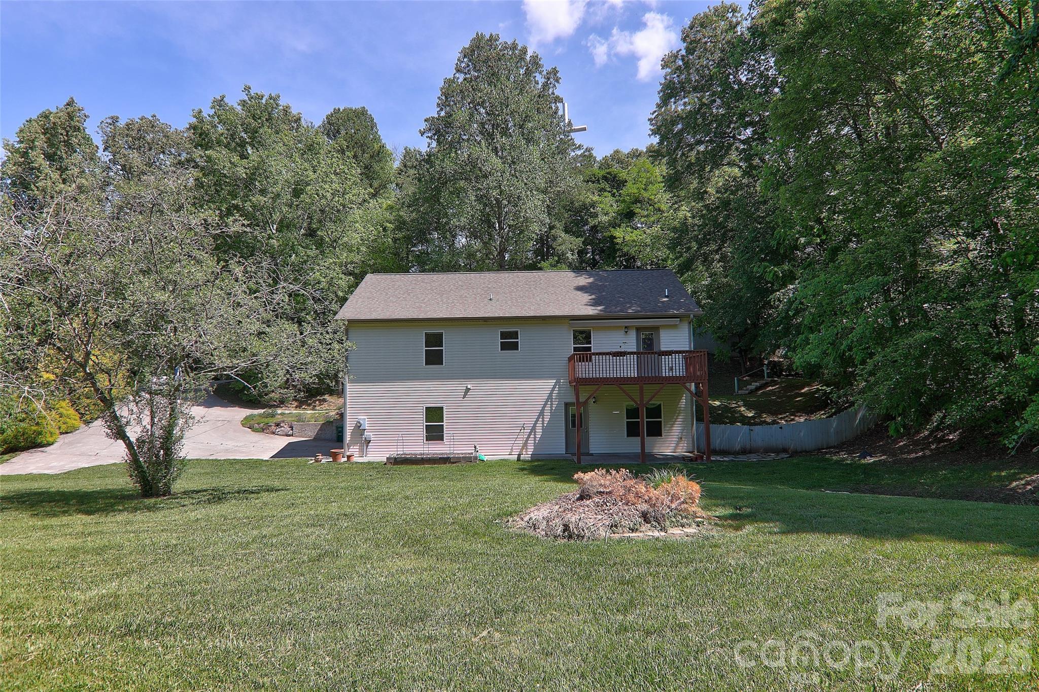 16 Southwood Drive — Weaverville