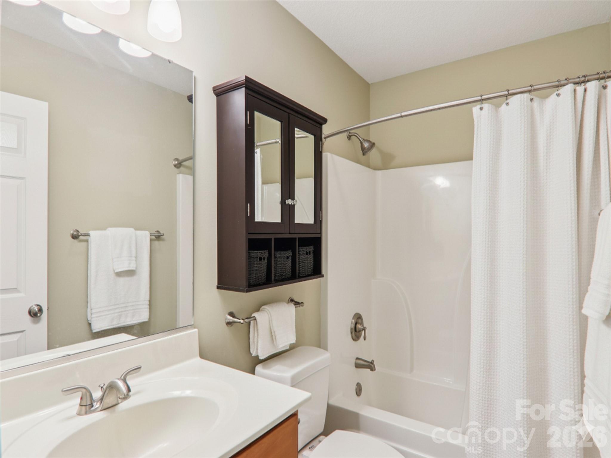 16 Southwood Drive — Weaverville