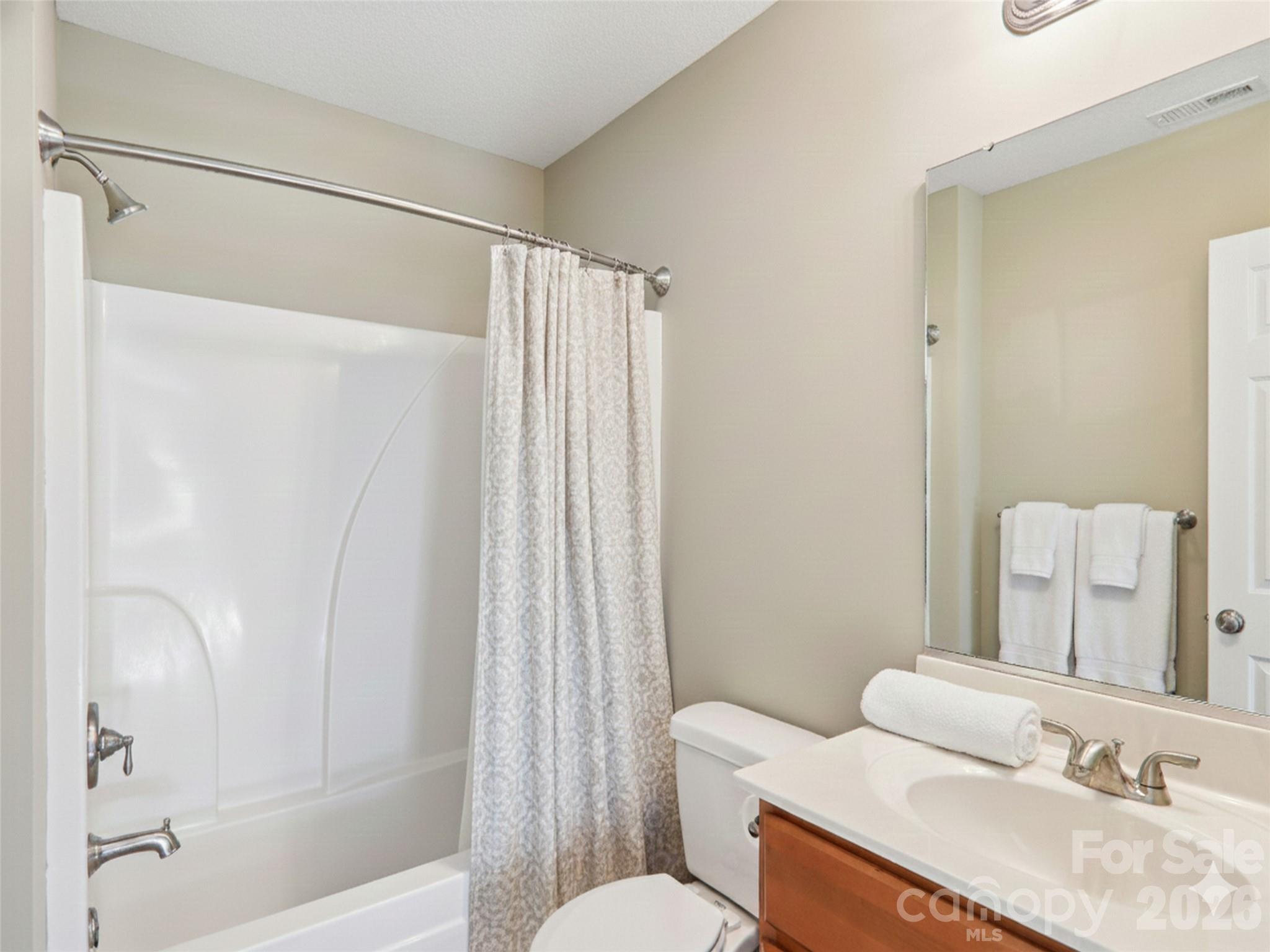16 Southwood Drive — Weaverville