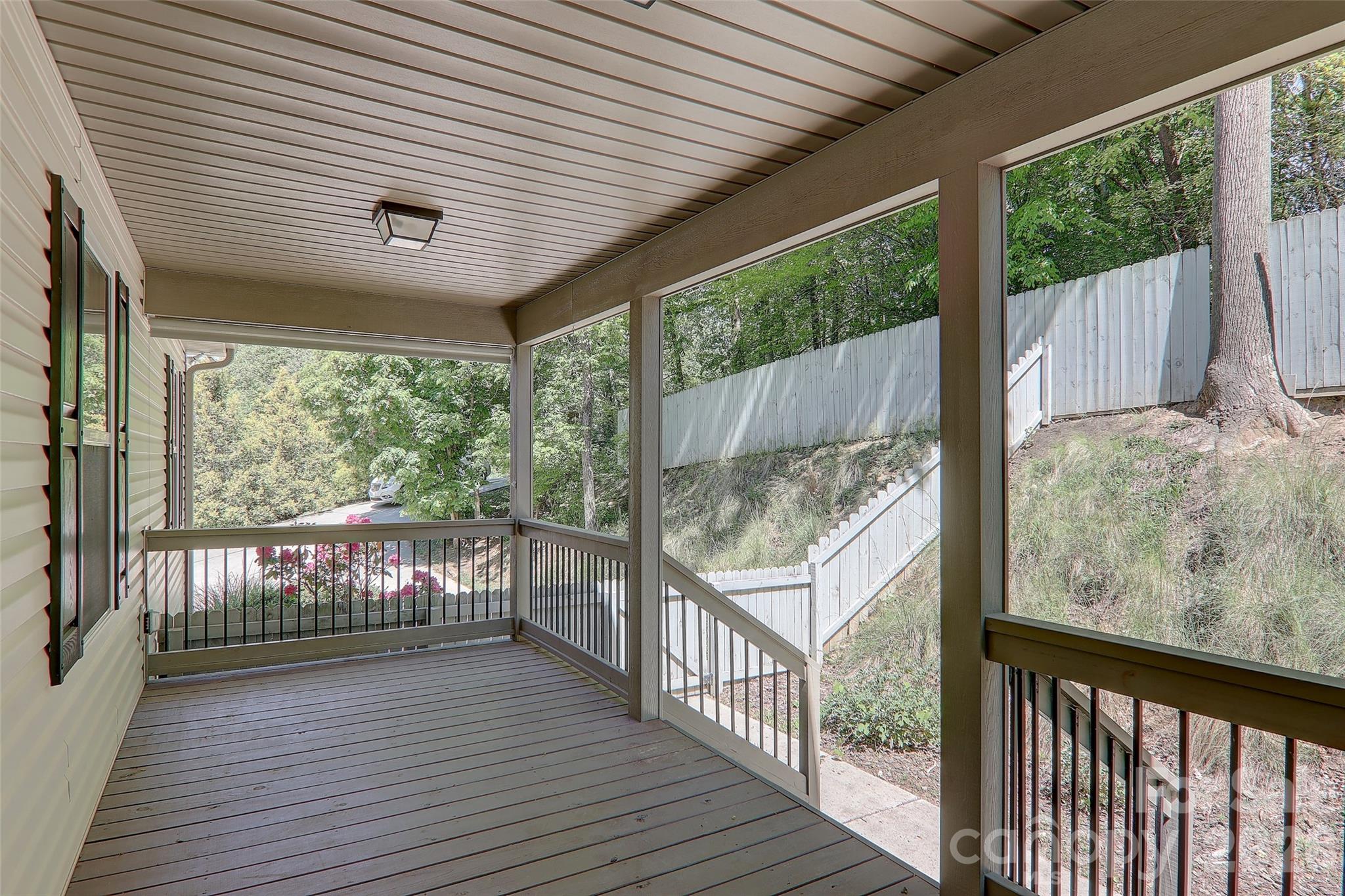 16 Southwood Drive — Weaverville