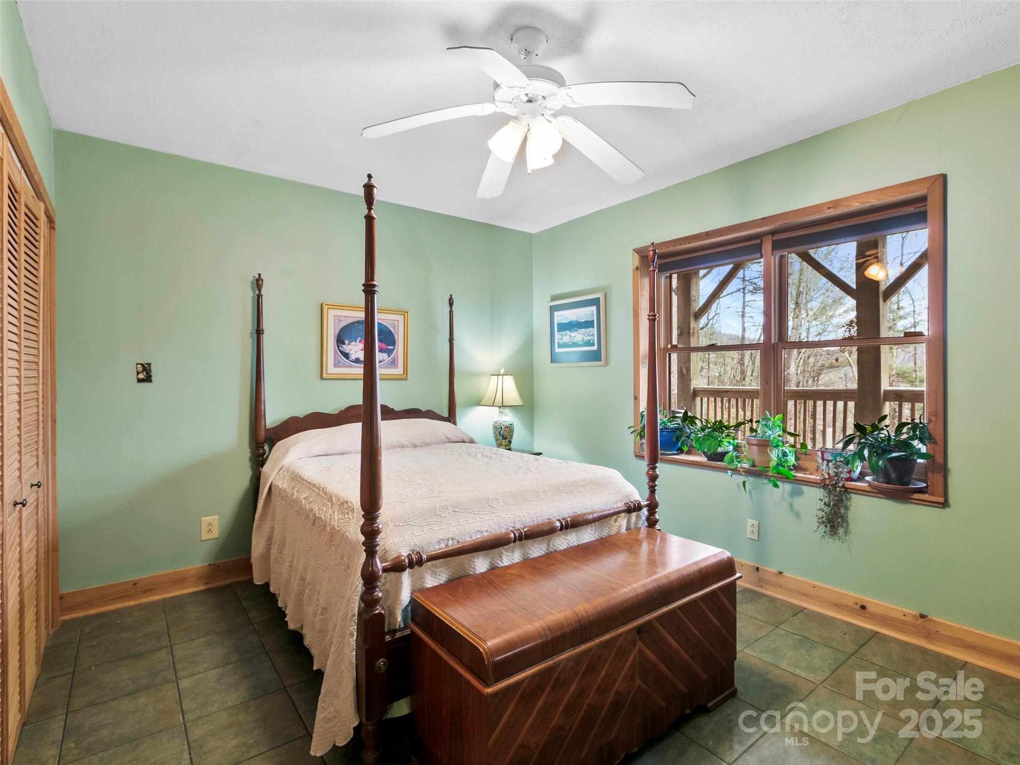 1239 Lower Loop Drive — Fletcher
