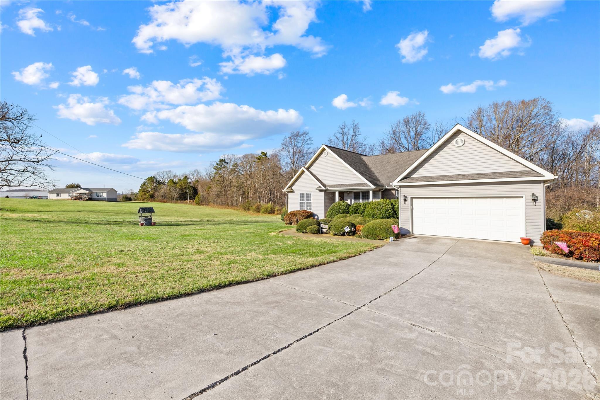 101 Alma Drive — Steadman