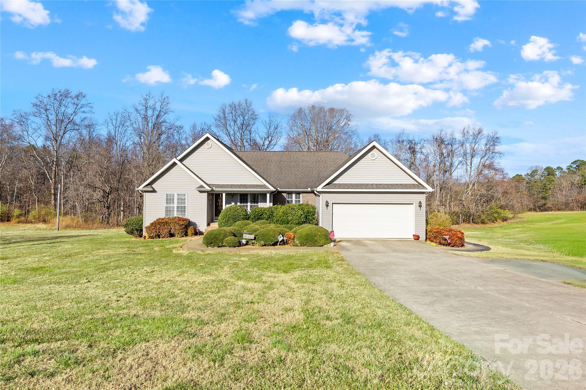 101 Alma Drive — Steadman